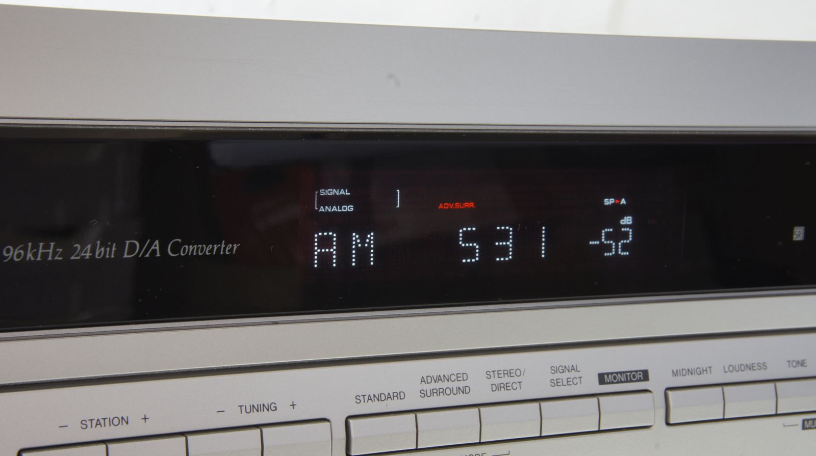 Pioneer_VSX-D511-S_AV-Receiver_Silber