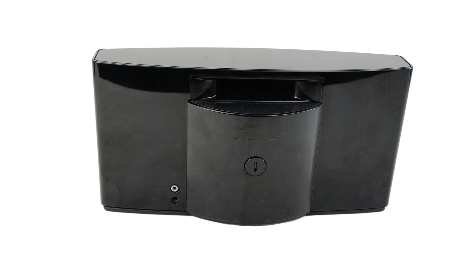 Bose_SoundDock_Portable_Digital_Music_System_06