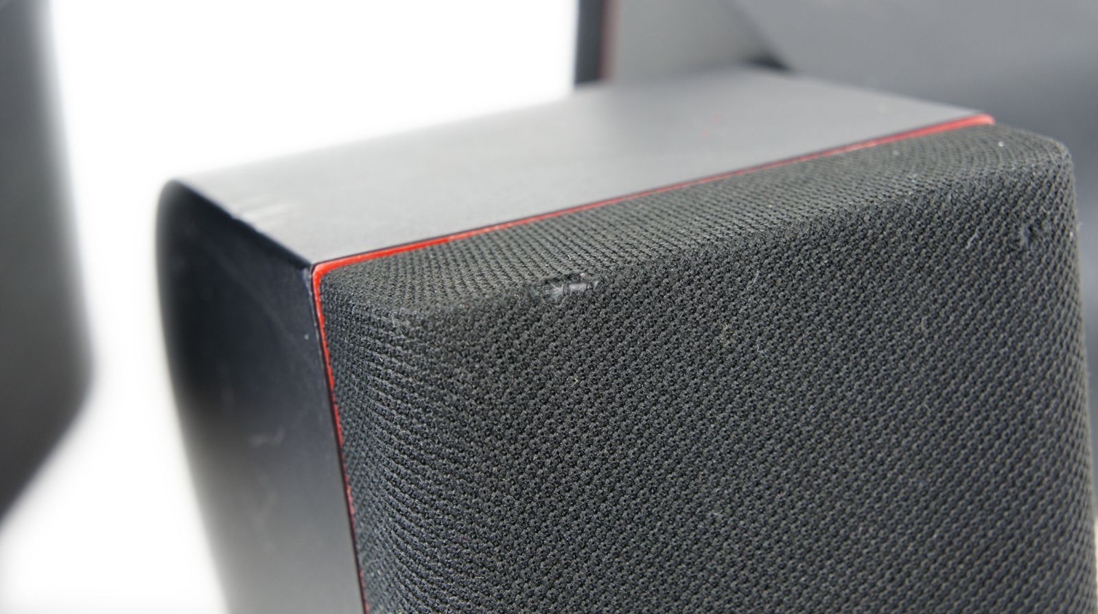 2x_Bose_Acoustimass_Doppelcubes_Series_II_Lautsprecher_mit_roten_Rand_09
