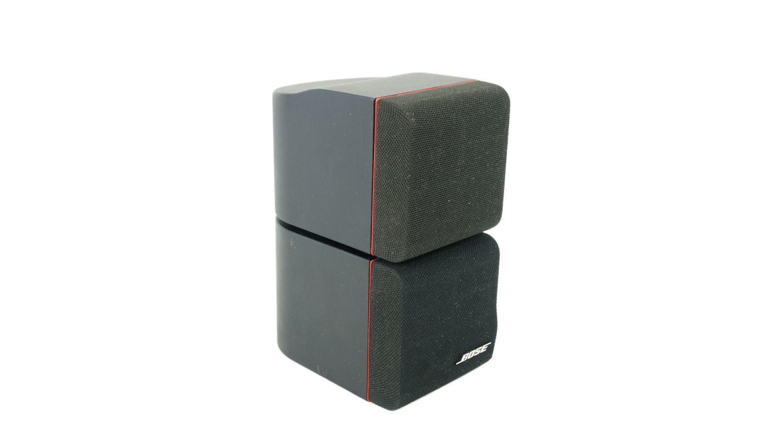 Bose_Acoustimass_Series_II_Doppelcube_Lautsprecher_Box_mit_roten_Rand