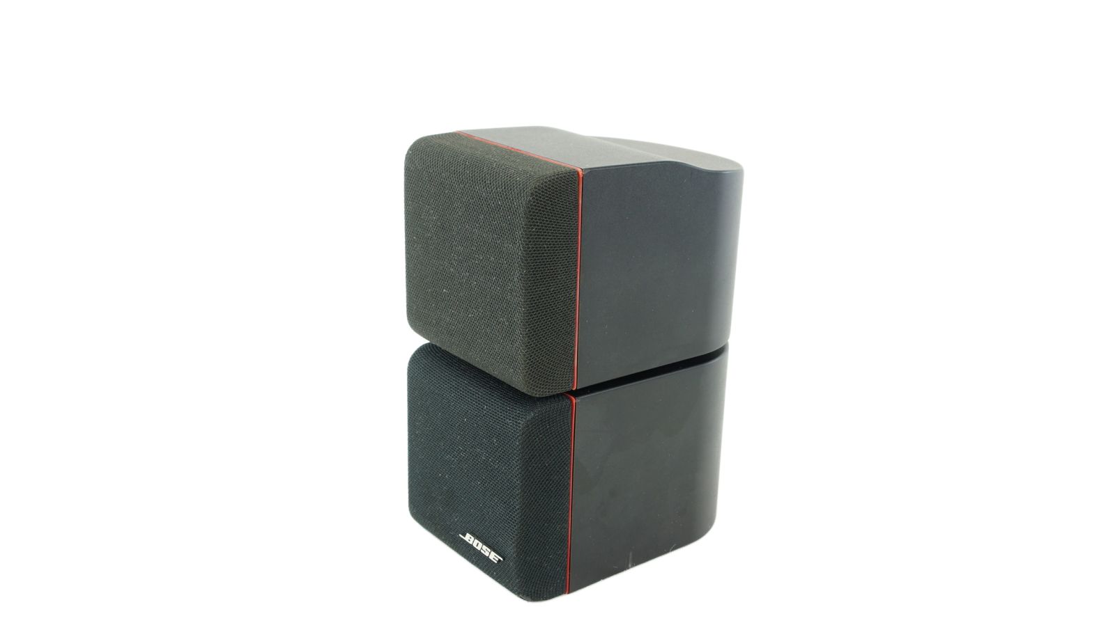 Bose_Acoustimass_Series_II_Doppelcube_Lautsprecher_Box_mit_roten_Rand_05