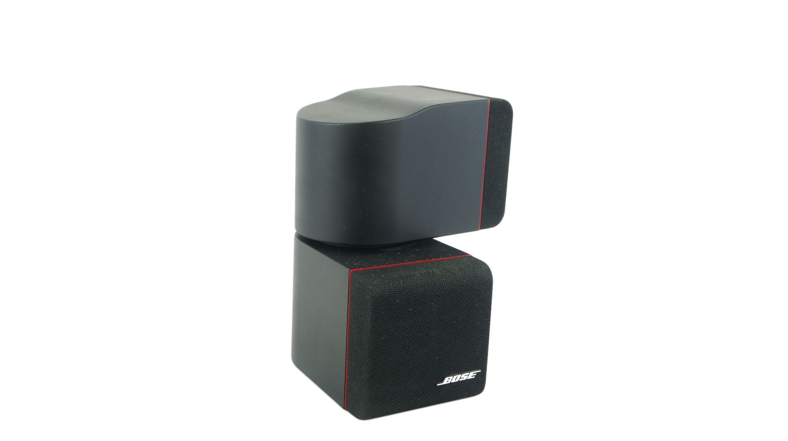Bose_Acoustimass_Series_II_Doppelcube_Lautsprecher_Box_mit_roten_Rand_02