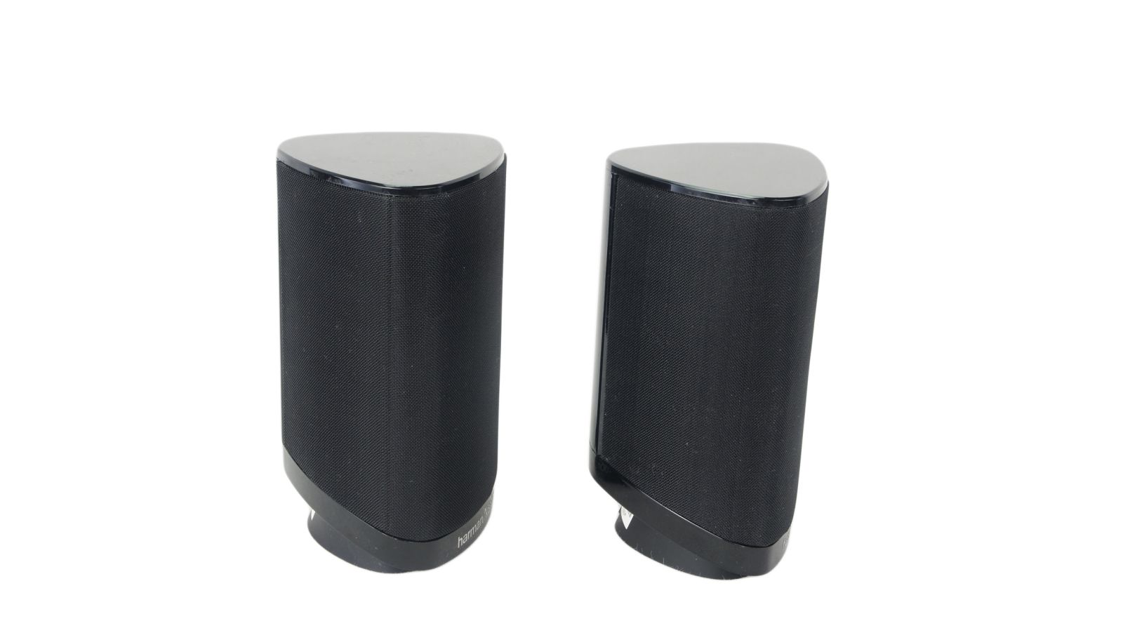 2x_Harman_Kardon_HKTS_SAT-TS7BQ_Lautsprecher_Schwarz_mit_Kabeln_02
