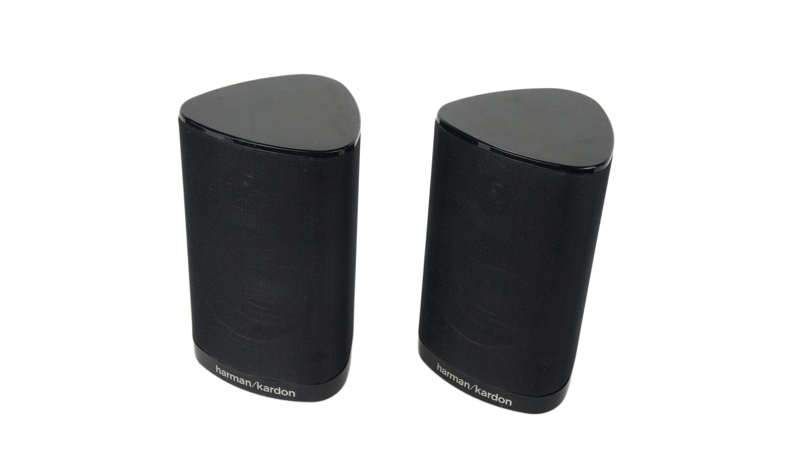 2x_Harman_Kardon_HKTS_SAT-TS7BQ_Lautsprecher_Schwarz_mit_Kabeln_03