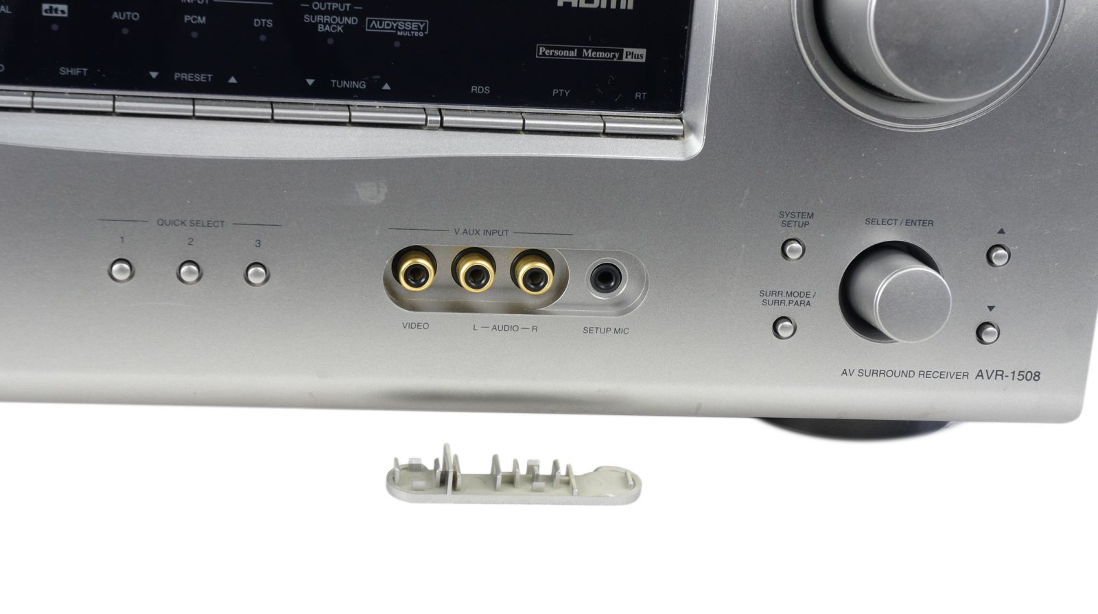 Denon_AVR-1508_7.1_AV-Receiver_HDMI_Silber_mit_Mikrofon_05