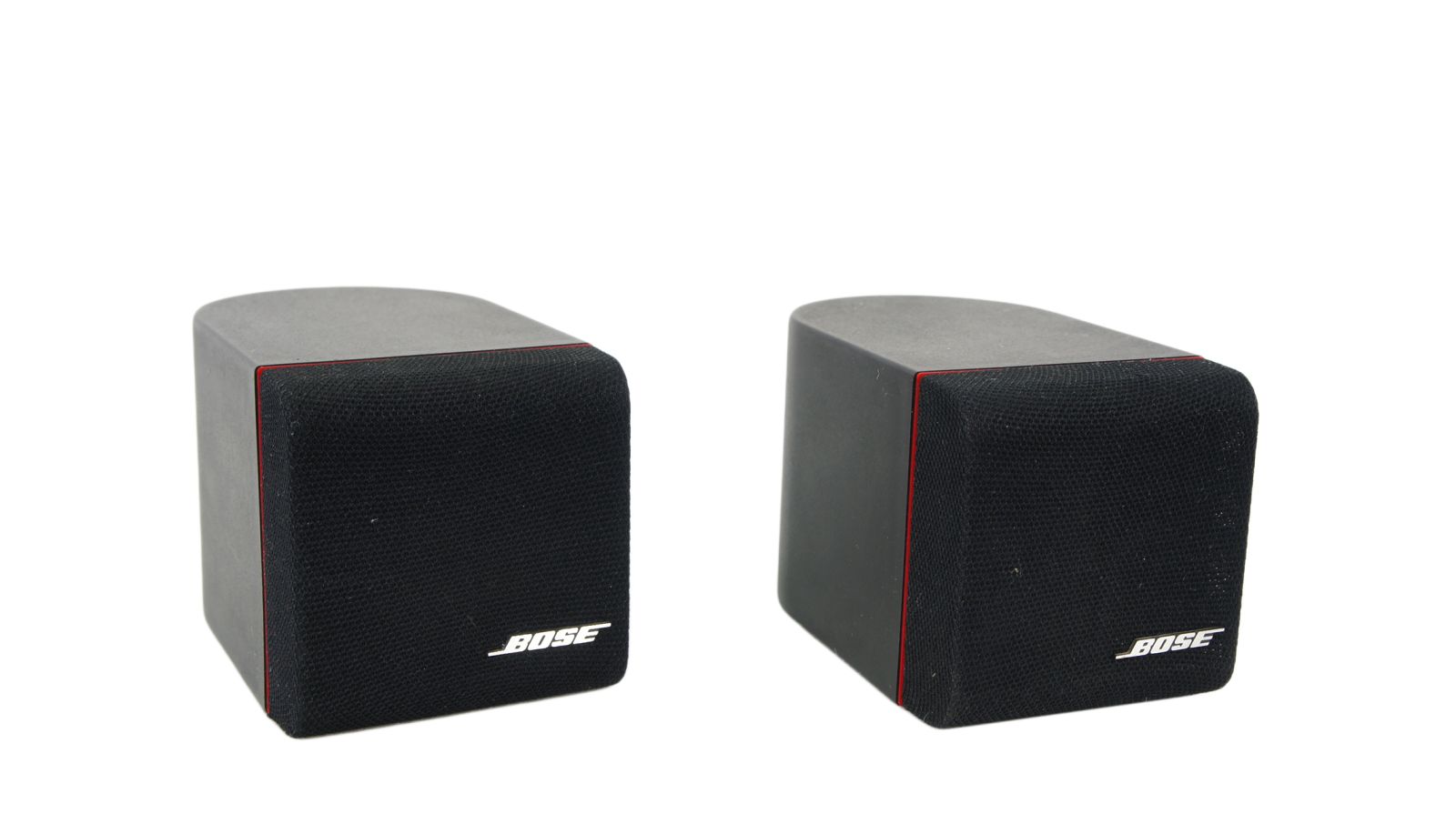 2x_Bose_Einzelcubes_Lautsprecher_Boxen_Series_II_mit_roten_Rand_Clinch_Anschlusse
