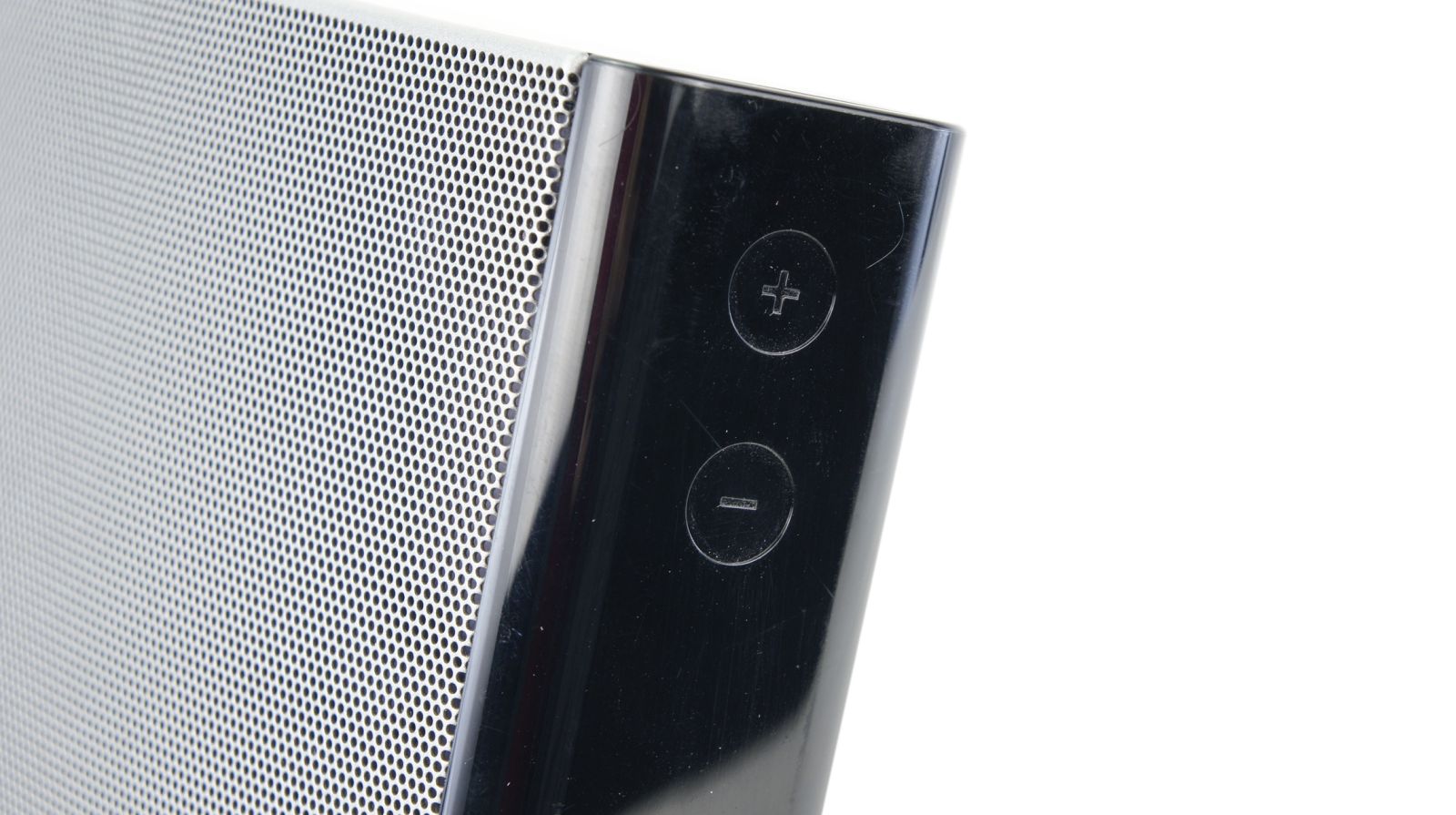 Bose_SoundDock_Portable_Digital_Music_System_08