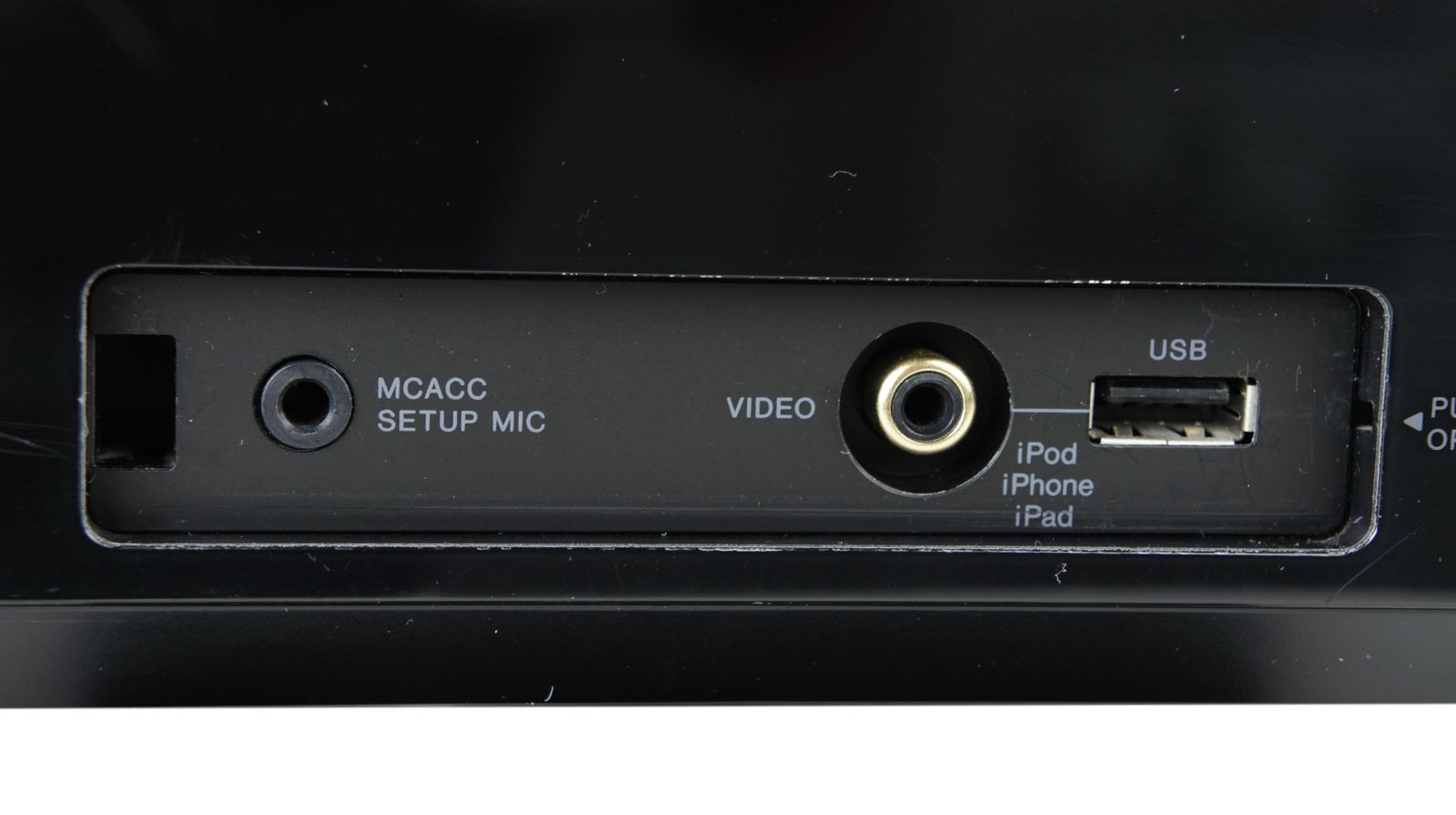 Pioneer_VSX-922-K_Netzwerk_7.1_AV-Receiver_Schwarz_mit_Mikrofon_03