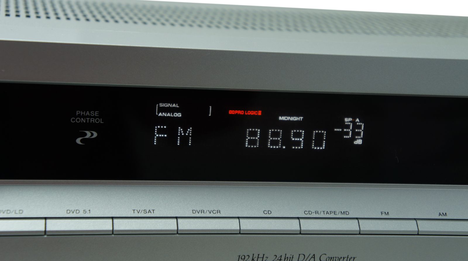 Pioneer_VSX-417-S_Dolby_Digital_AV_Receiver_Silber_03
