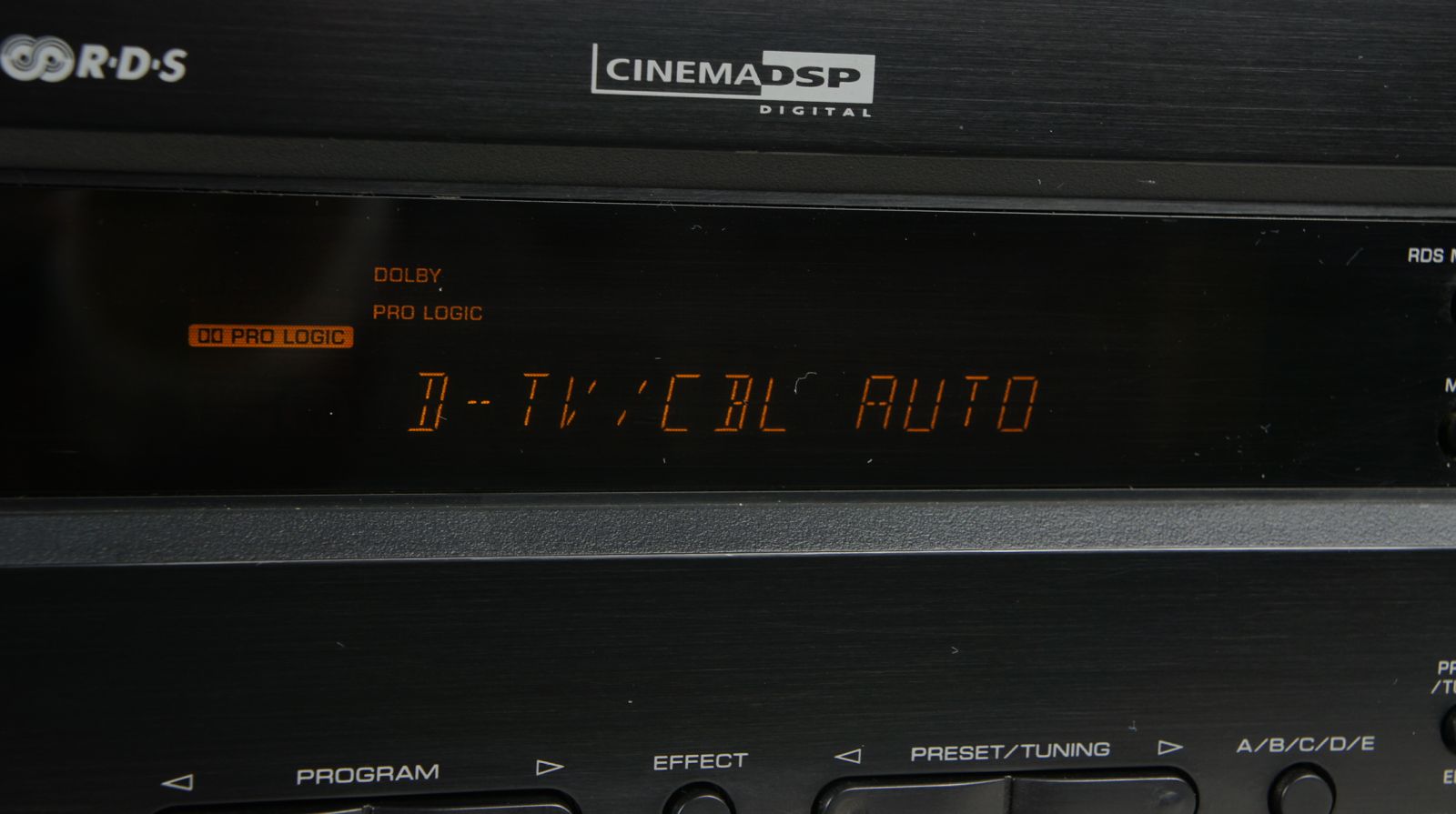 Yamaha_RX-V420RDS_Natural_Sound_AV_Receiver_Schwarz_03