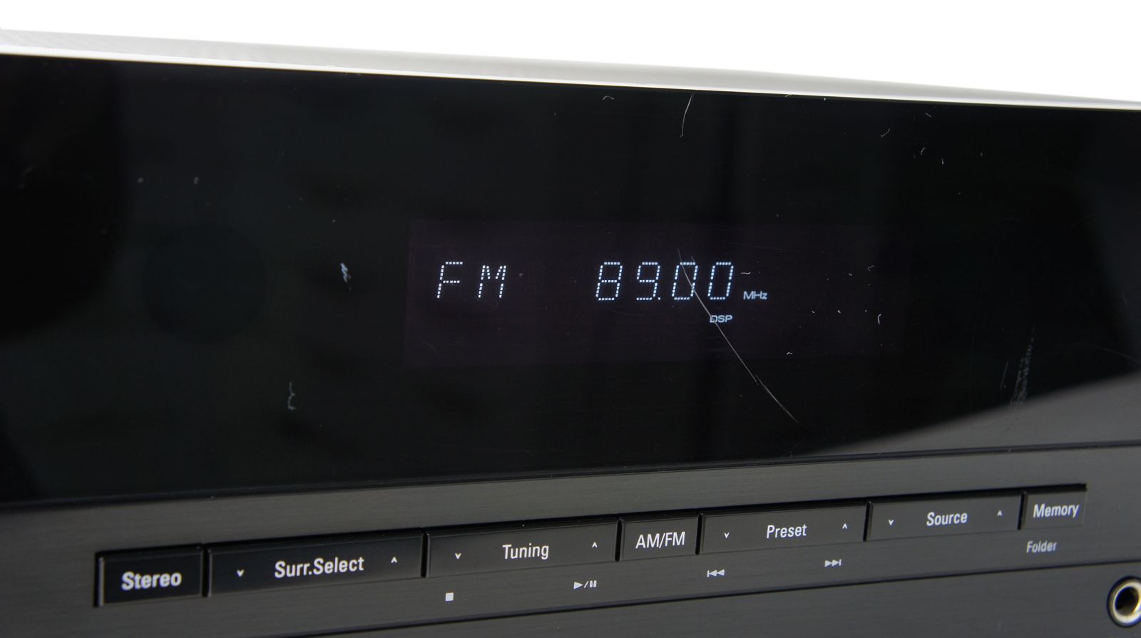 Harman_Kardon_AVR_70_5.1_AV-Receiver_Schwarz_02