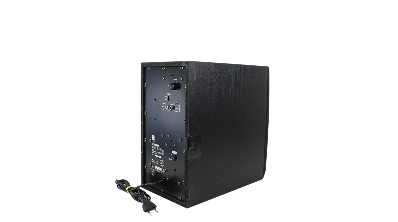 Yamaha_SW-P130_Subwoofer_Aktiv_Schwarz_03