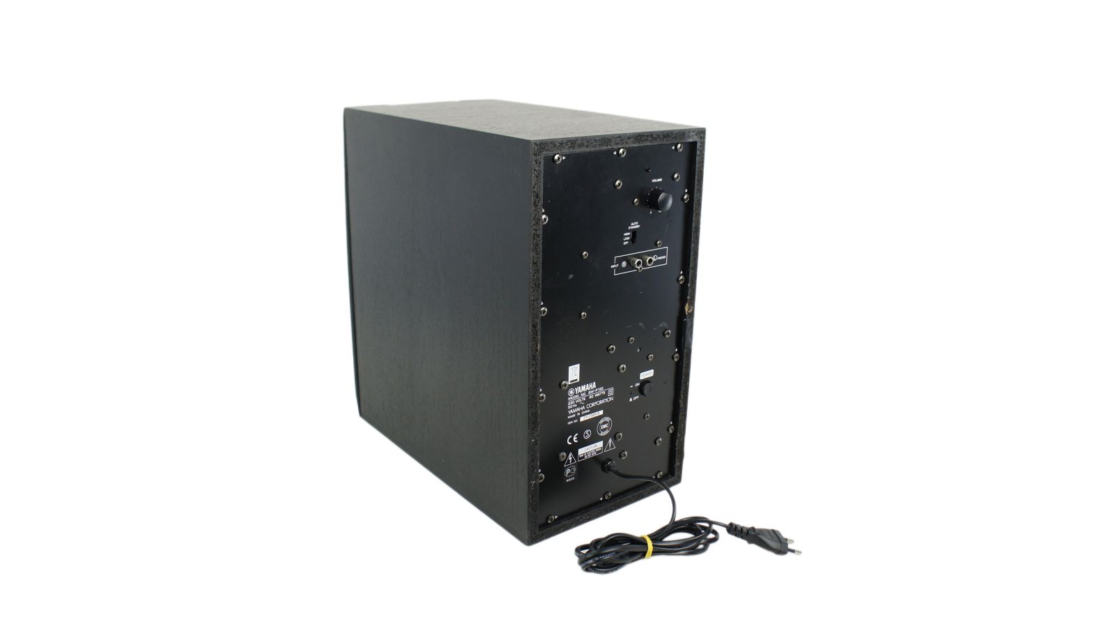 Yamaha_SW-P130_Subwoofer_Aktiv_Schwarz_04