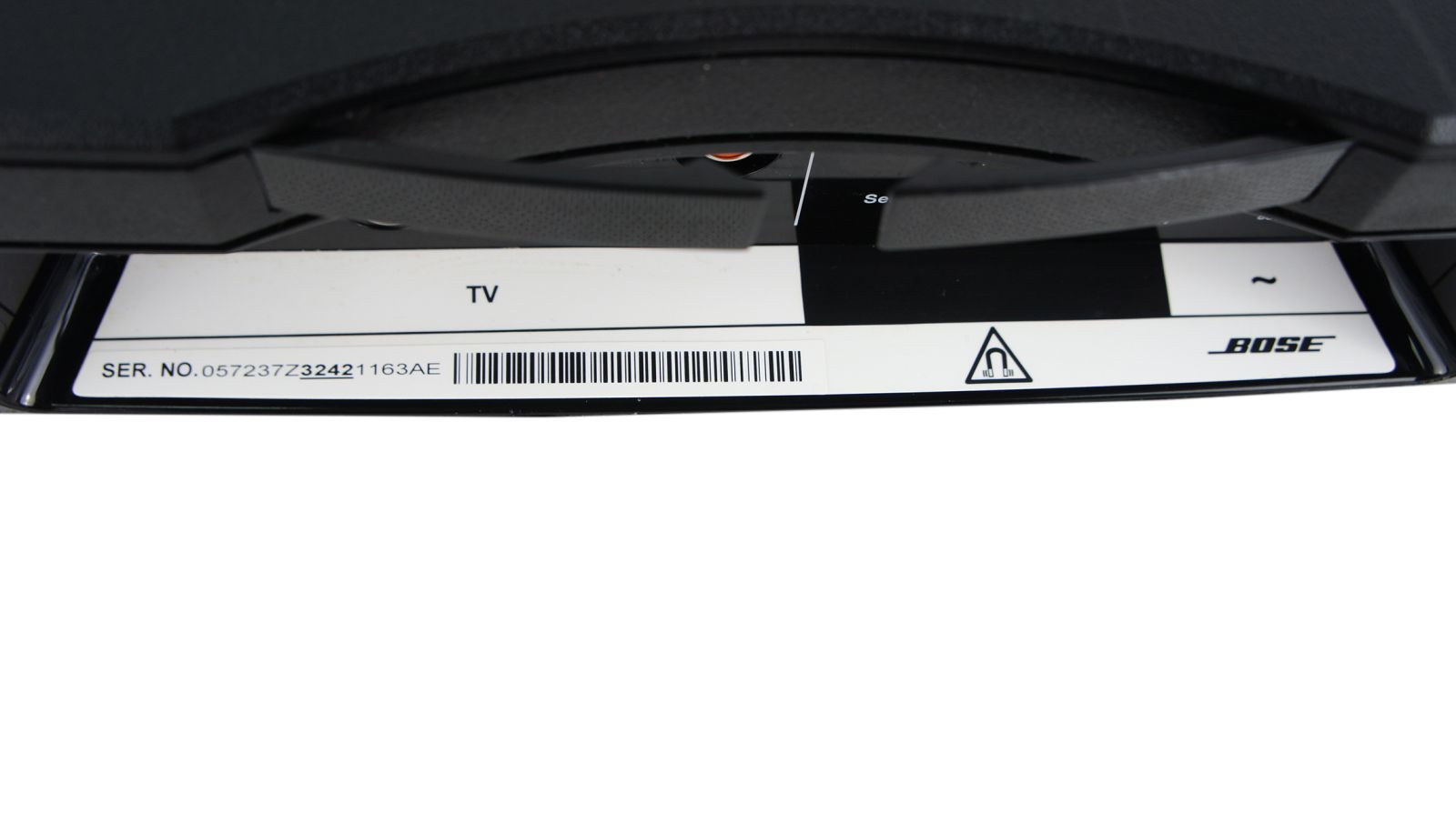 Bose_Solo_TV_Sound_System_Soundbar_Schwarz_05