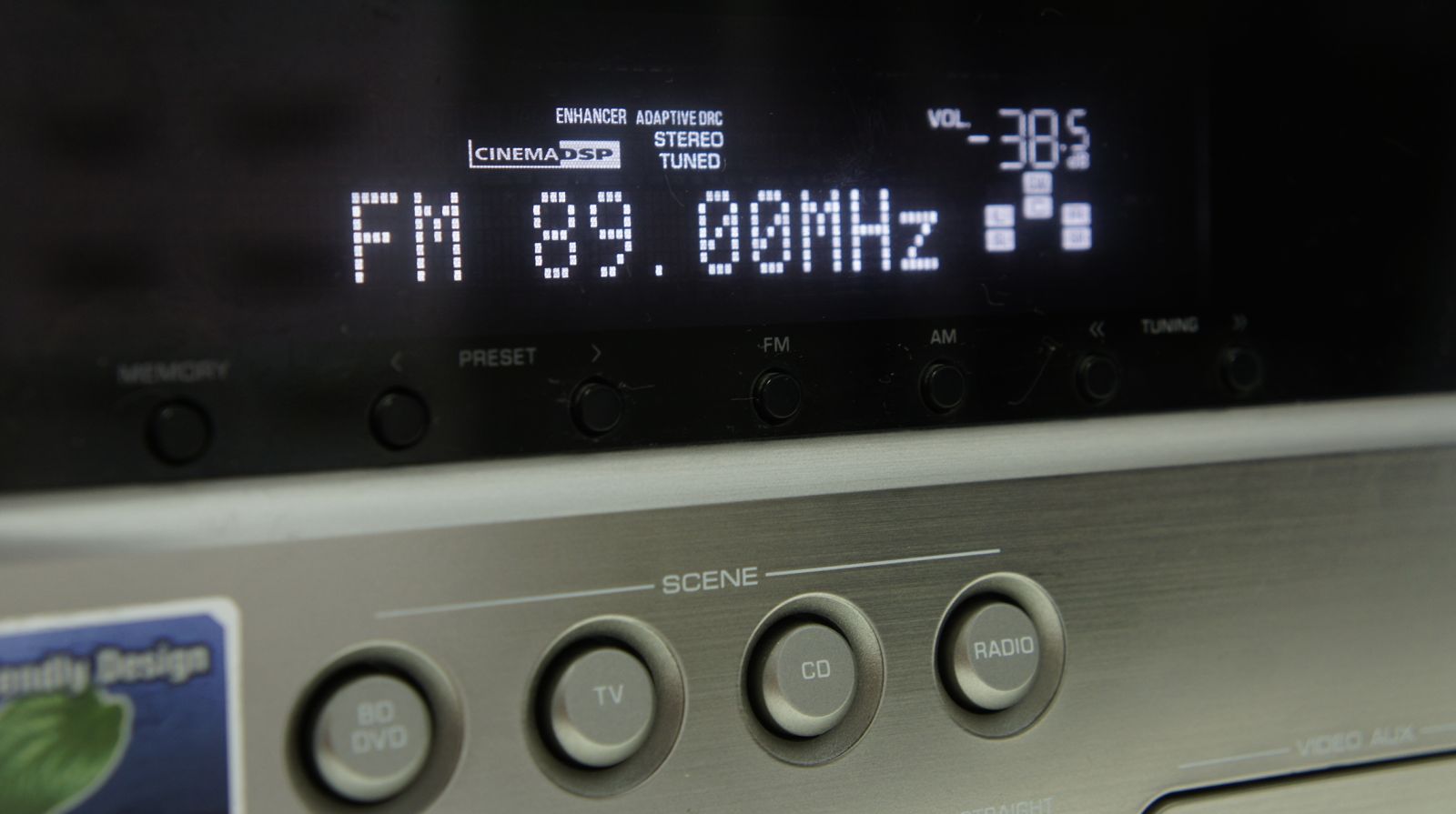 Yamaha_RX-V471_3D_HDMI_5.1_AV-Receiver_mit_Mikrofon