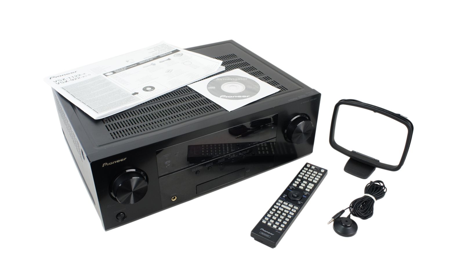 Pioneer_VSX-922-K_Netzwerk_7.1_AV-Receiver_Schwarz_mit_Mikrofon_02