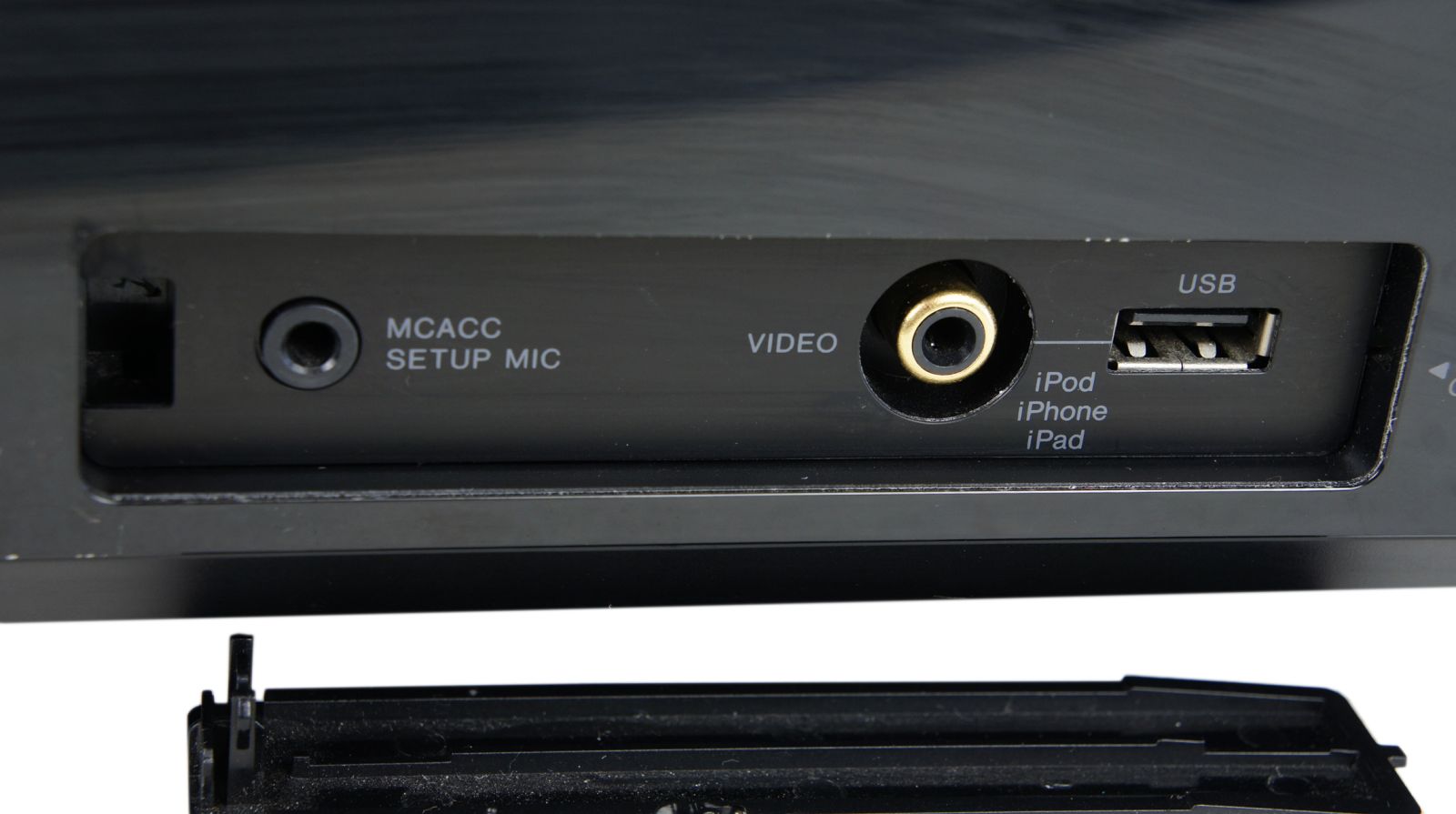 Pioneer_VSX-922-K_Netzwerk_7.1_AV-Receiver_Schwarz_mit_Mikrofon_02