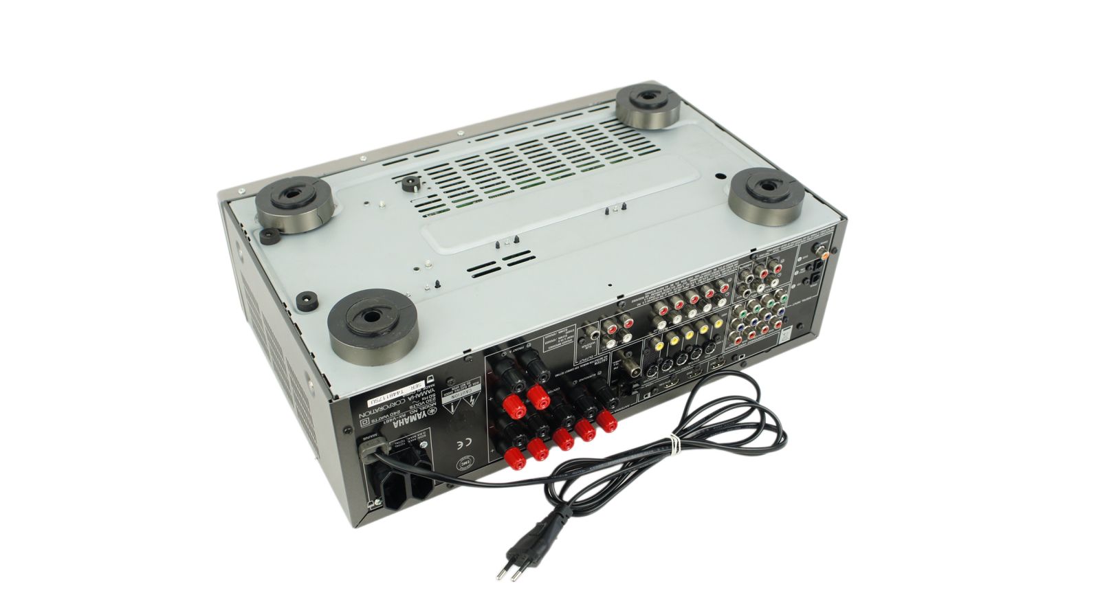 Yamaha_RX-V461_HDMI_AV-Receiver_Silber_mit_Mikrofon_08