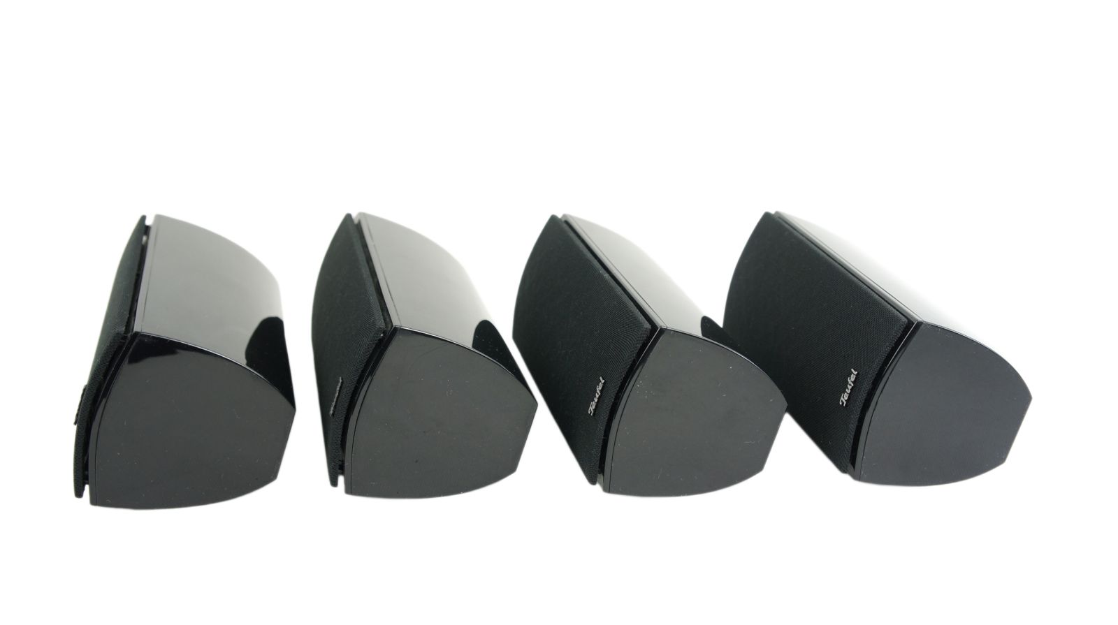 5x_Teufel_IP_3000_C_FR_Lautsprecher_Boxen_Schwarz_mit_Kabeln_11