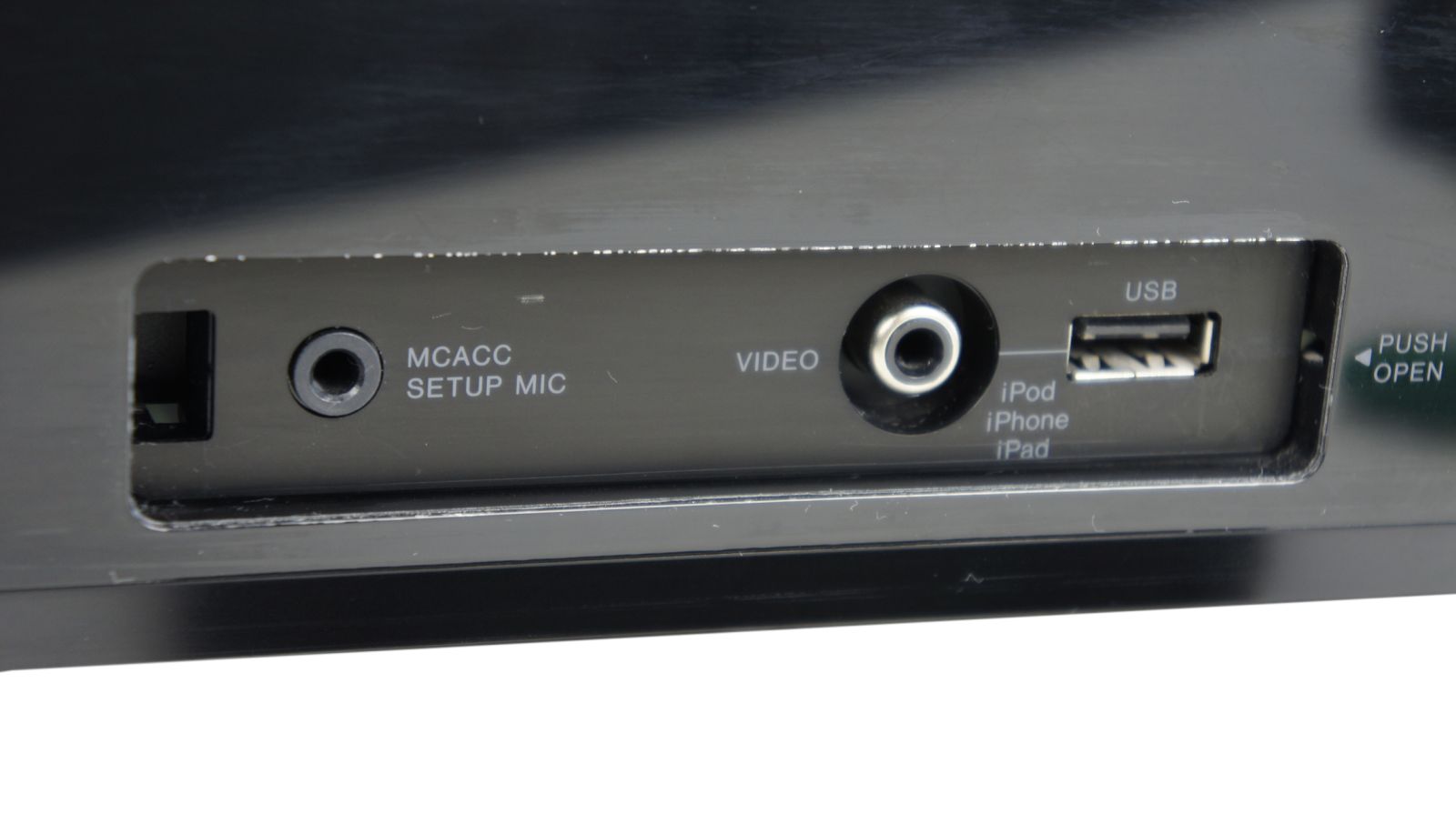 Pioneer_VSX-527-K_5.1_AV_Receiver_Schwarz_mit_Mikrofon_02