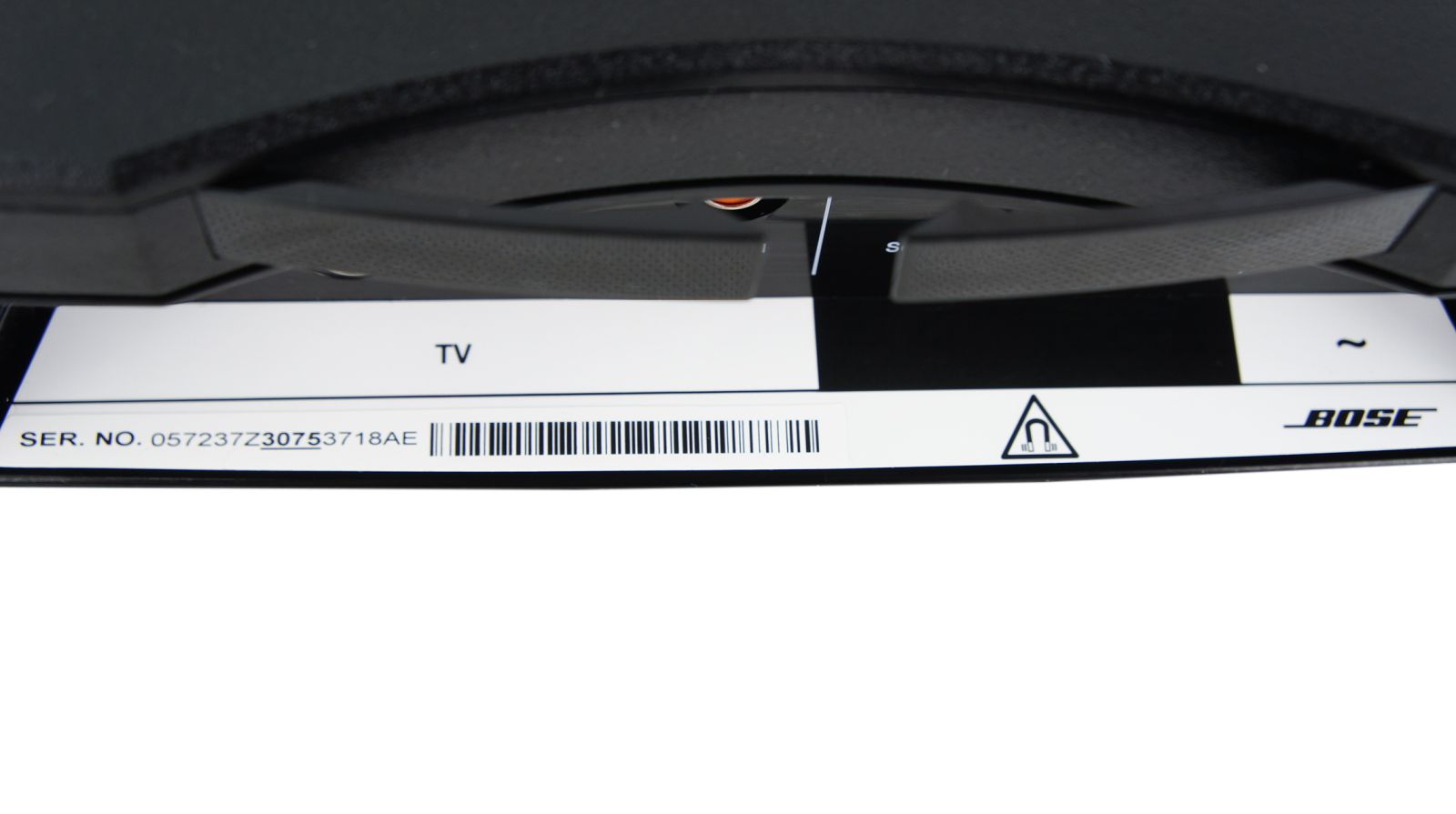 Bose_Solo_TV_Sound_System_Soundbar_Schwarz_05