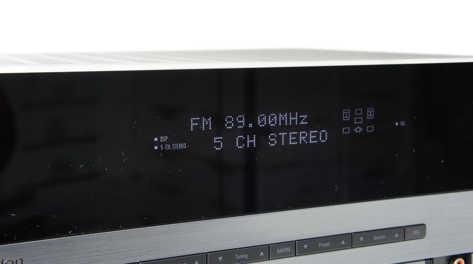 Harman_Kardon_AVR_138_AV_Receiver_Schwarz_09
