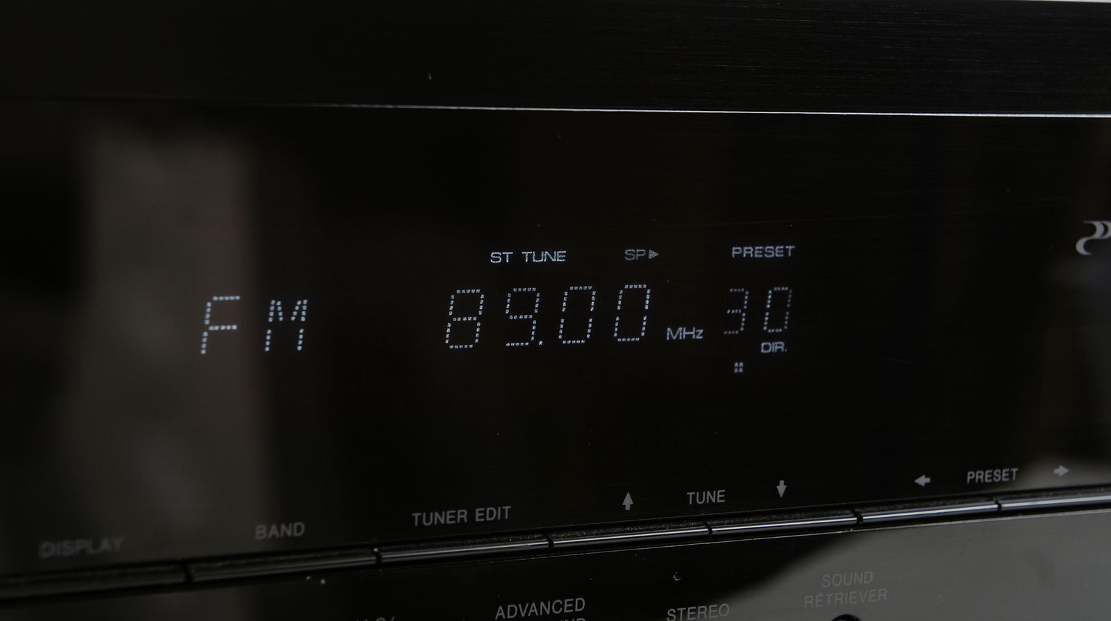 Pioneer_VSX-329-K_3D_HDMI_AV-Receiver_Schwarz_09_result