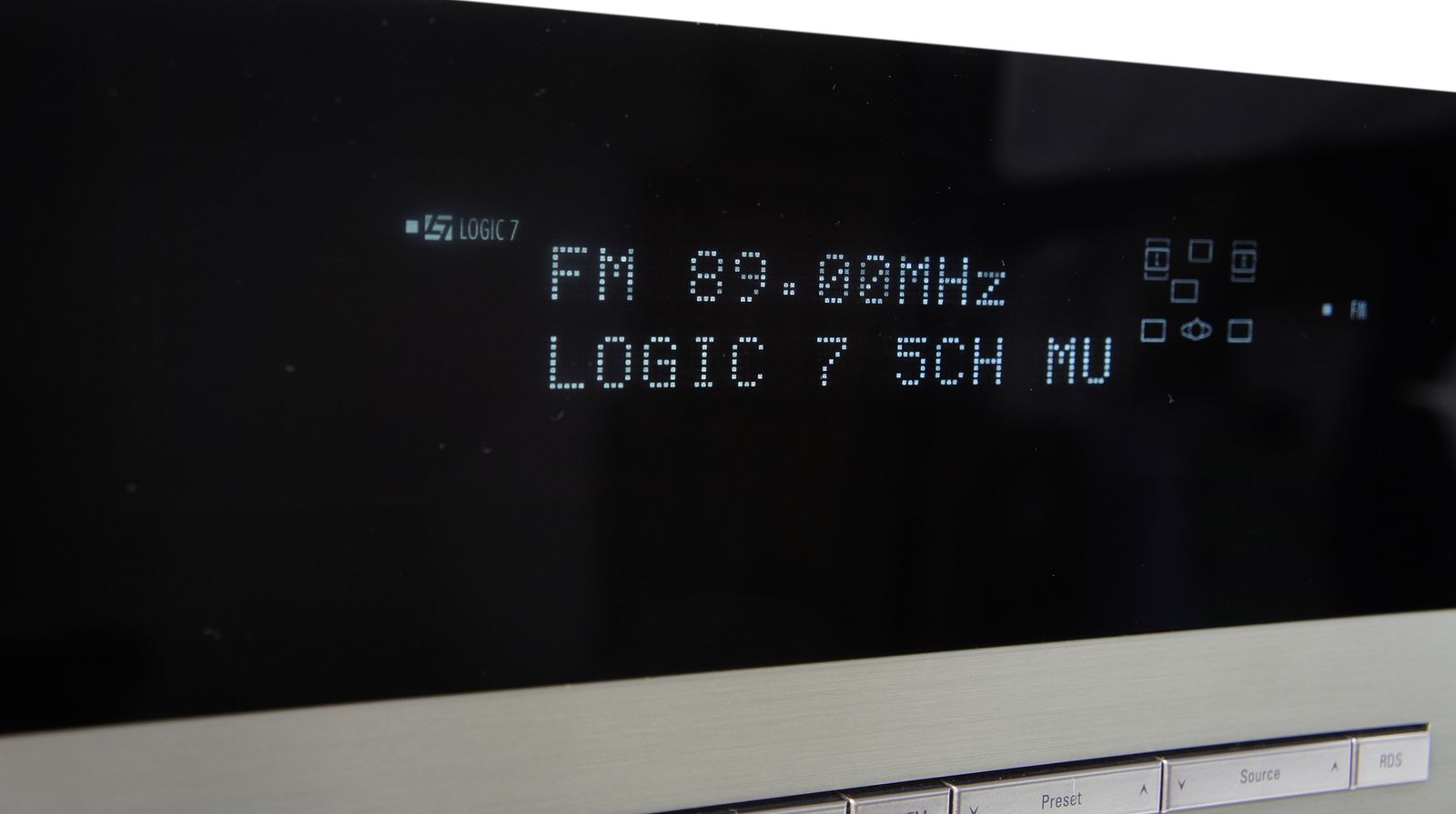 Harman_Kardon_AVR_645_7.1_Heimkino-Receiver_Silber_07_result
