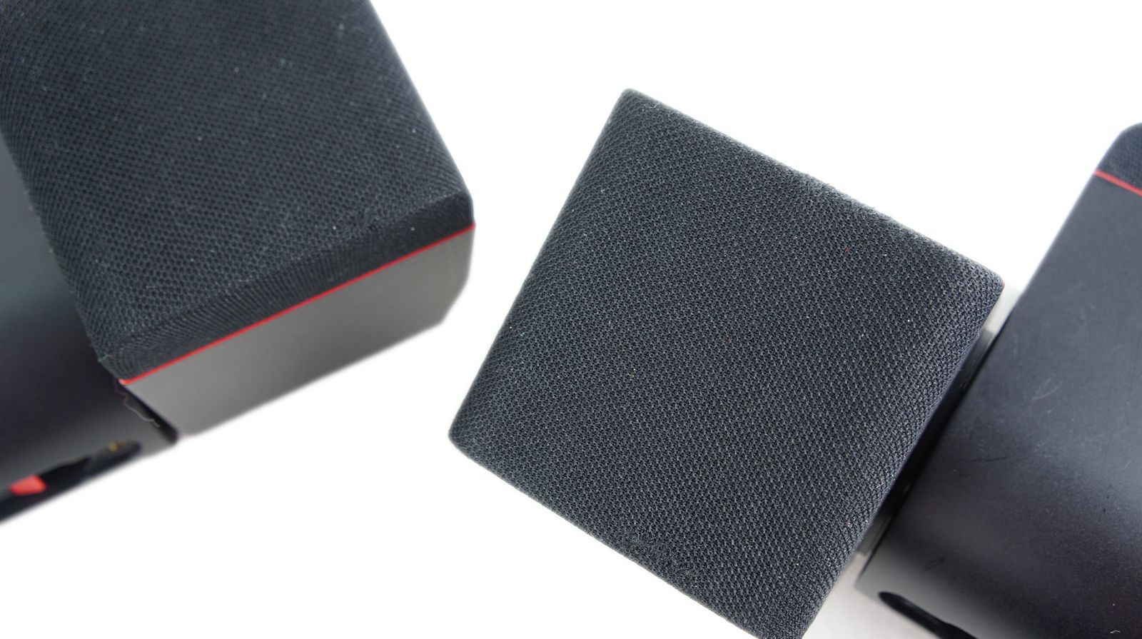 2x_Bose_Acoustimass_Doppelcubes_Series_II_Lautsprecher_Boxen_mit_roten_Ran_rlpNyDE