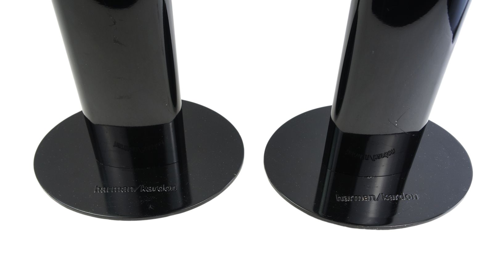2x_Harman_Kardon_HTFS_2_Lautsprecherstander_Stative_Schwarz_07_result