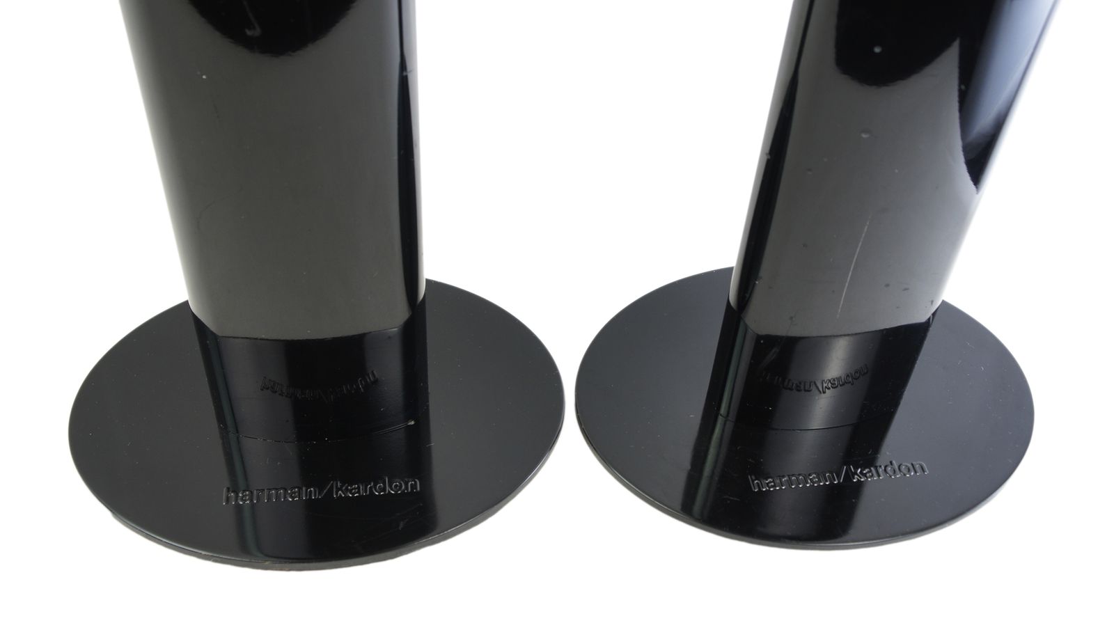 2x_Harman_Kardon_HTFS_2_Lautsprecherstander_Stative_Schwarz_05_result
