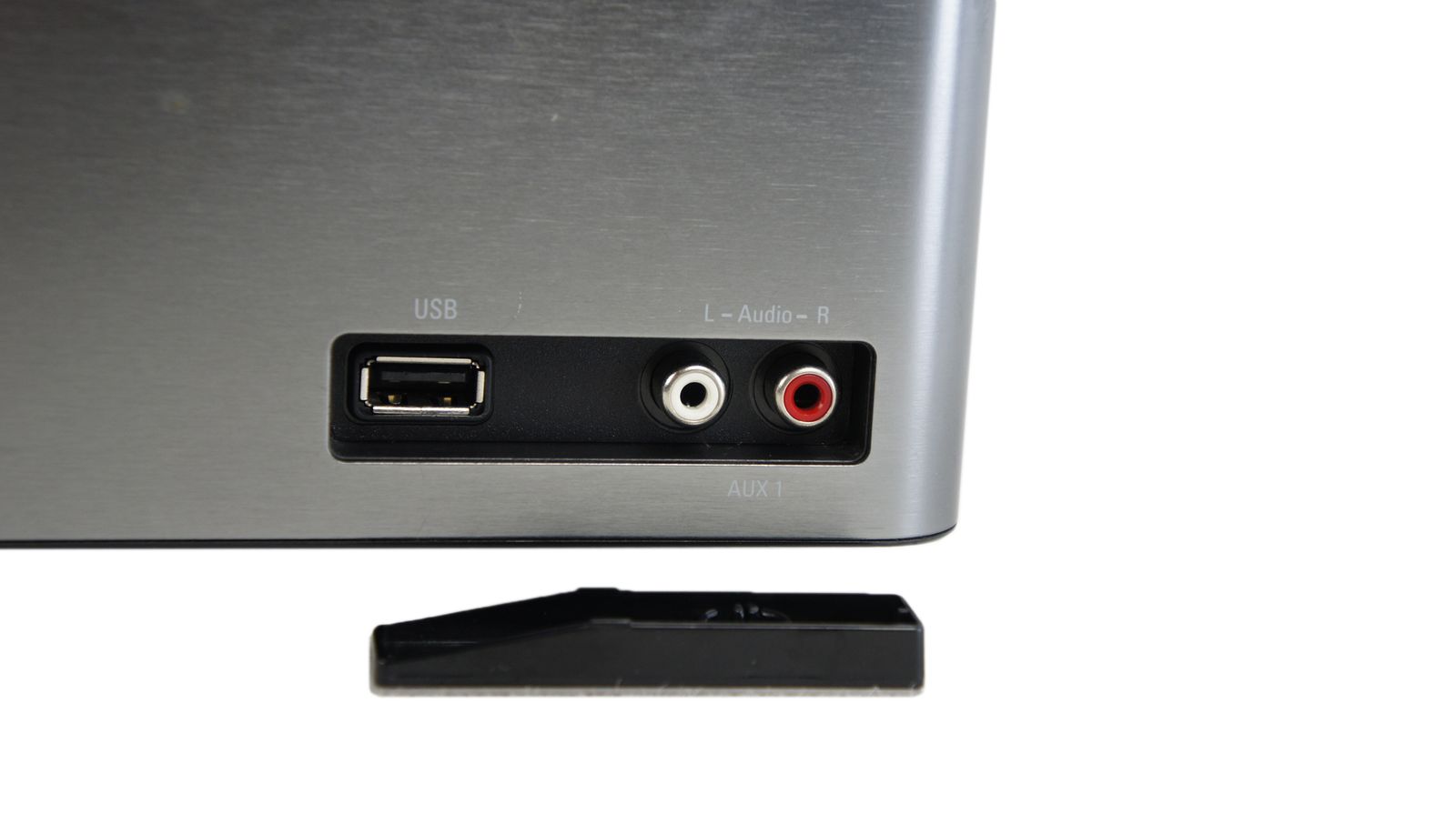 Harman_Kardon_AVR_156_Heimkino-Receiver_Schwarz_02_result