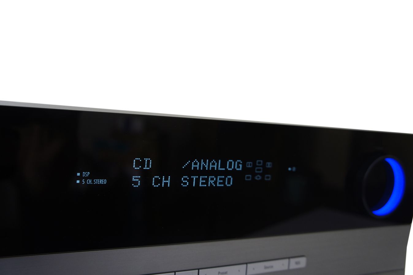 Harman_Kardon_AVR_132_5.1_AV-Receiver_Silber_02_result