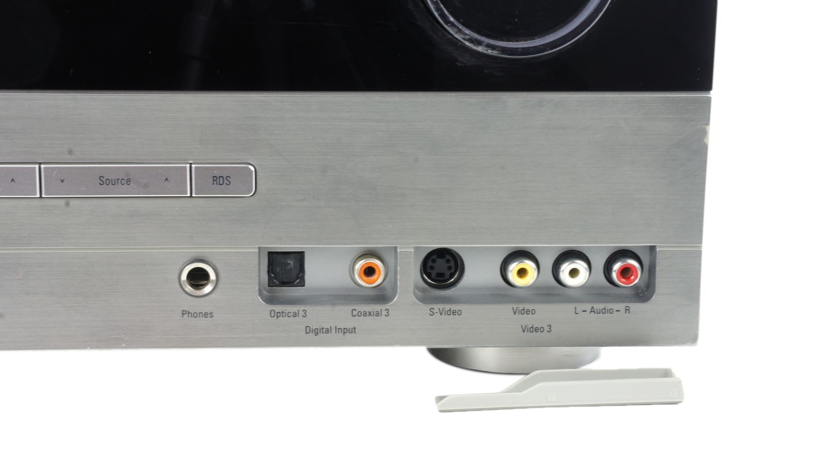 Harman_Kardon_AVR_132_5.1_AV-Receiver_Silber_06_result