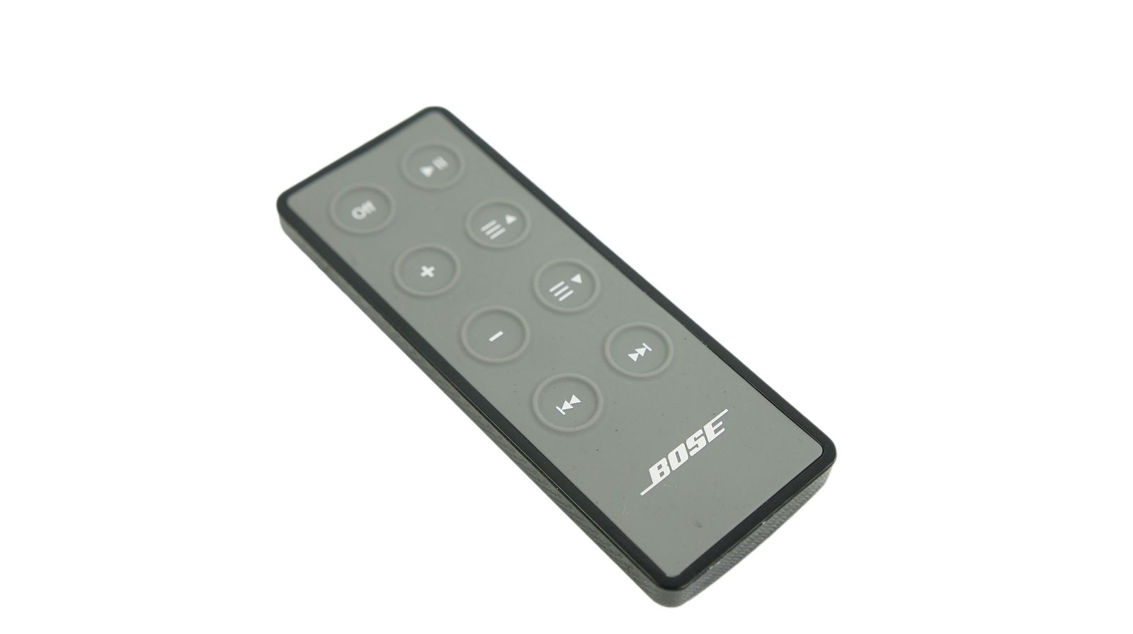Bose_SoundDock_Portable_Digital_Music_System_04_result