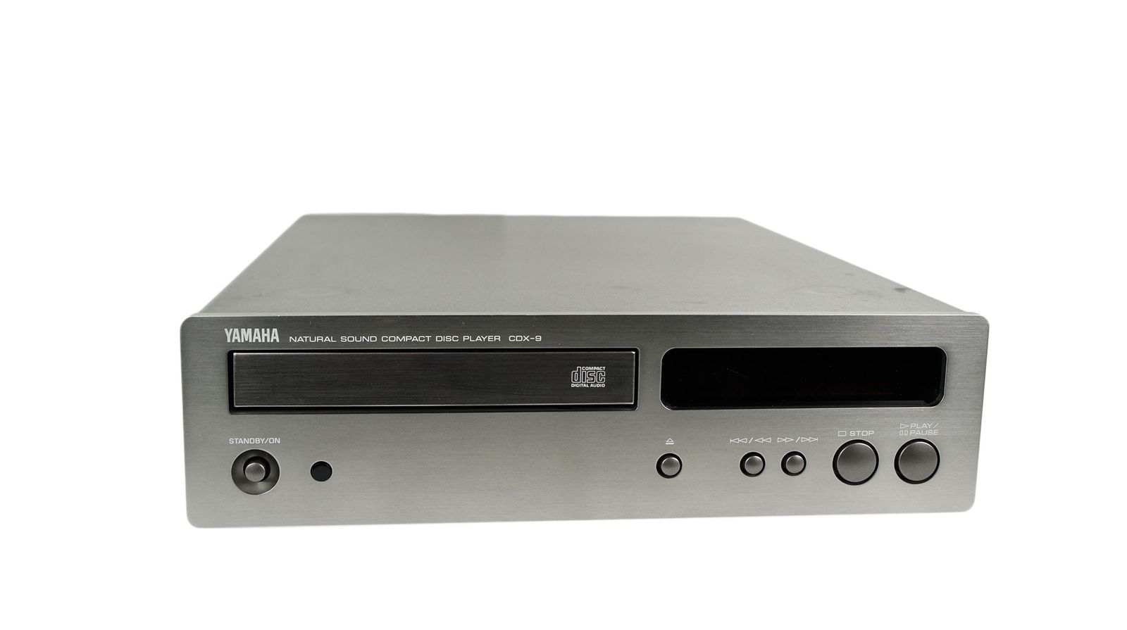 Yamaha_CDX-9_CD_Natural_Sound_CD-Player_Silber_06_result