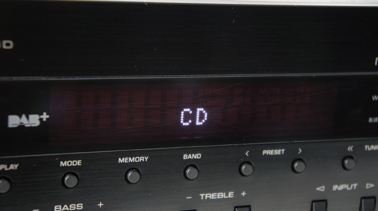 Yamaha_R-N303D_HiFi_Stereo_Receiver_Schwarz_09_result