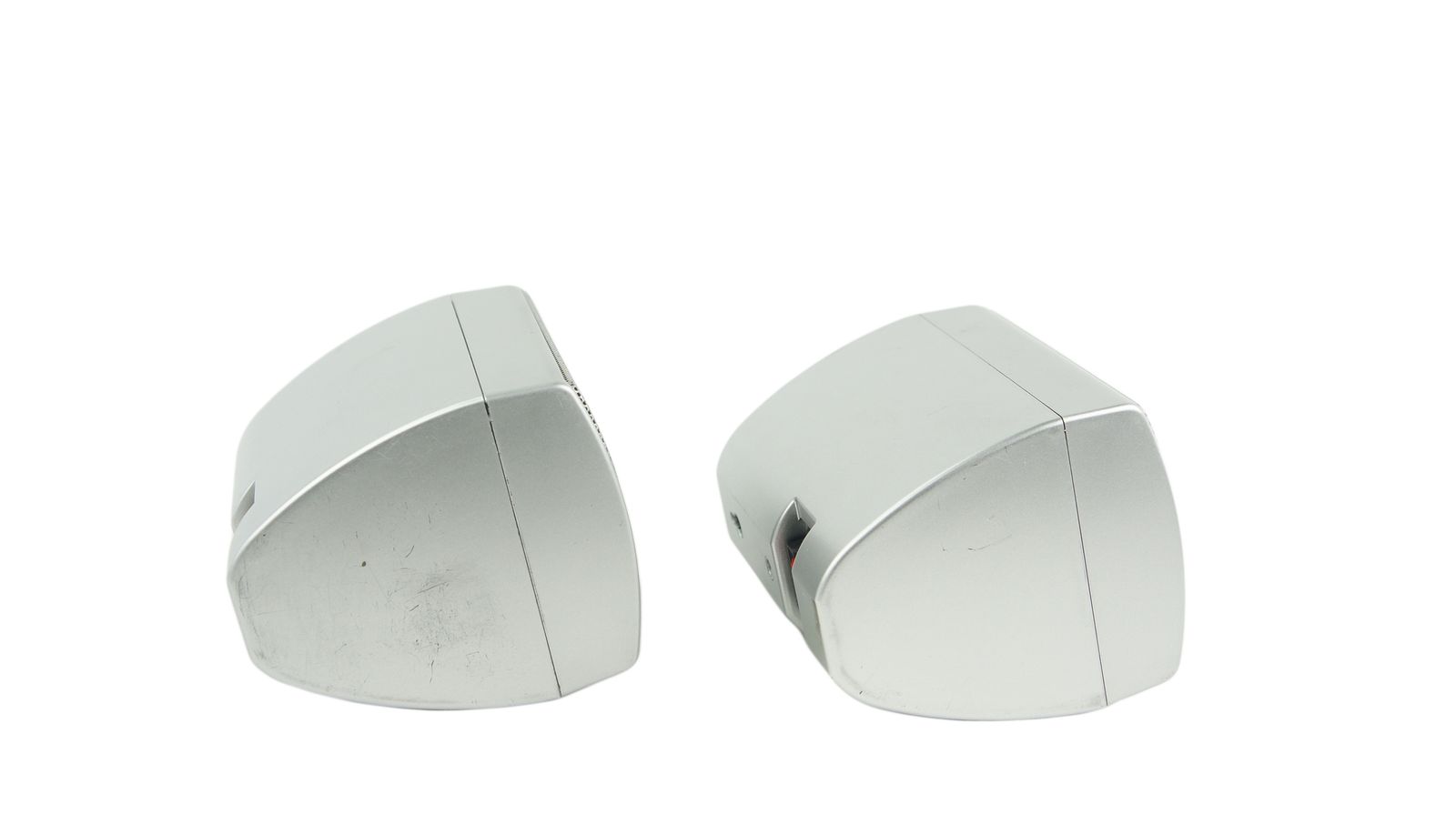 2x_Teufel_Lautsprecher_Boxen_Silber_mit_Kabeln_02_result