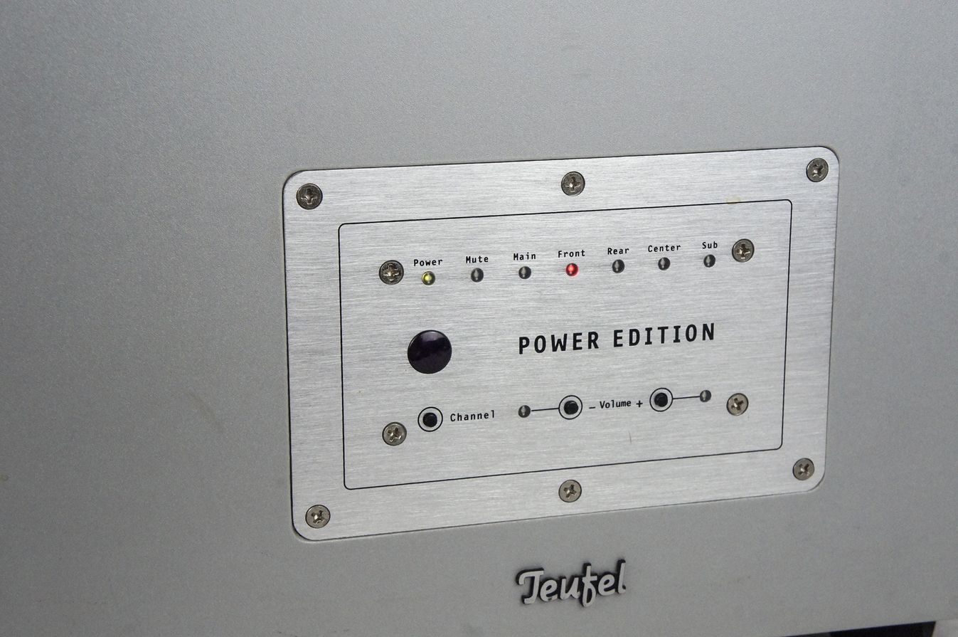 Teufel_Concept_E_Magnum_Power_Edition_6_Channel_Subwoofer_CEM_500_SW_Aktiv_ZtvbeKg