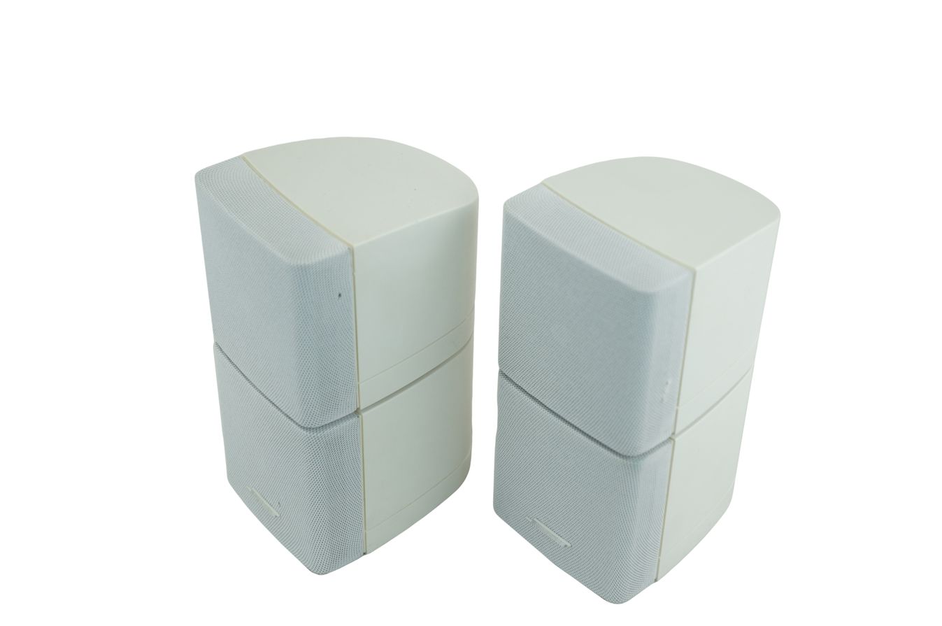 2x_Bose_Acoustimass_Lifestyle_Doppelcubes_Series_III_Lautsprecher_Boxen_Weiss_05