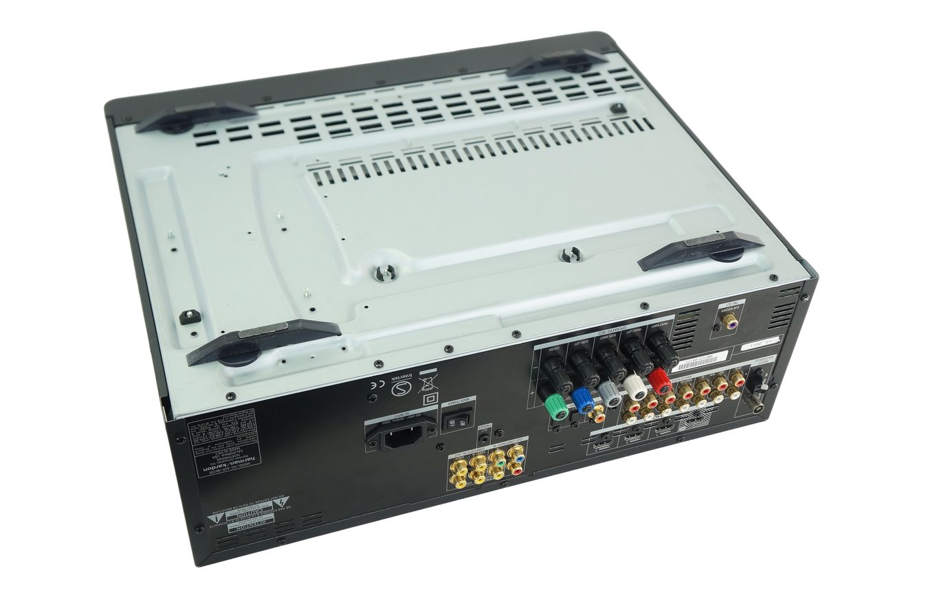Harman_Kardon_AVR_156_Heimkino-Receiver_Schwarz_07