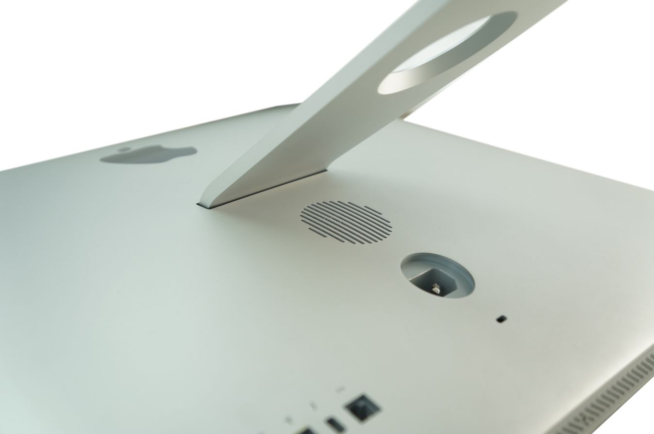 Apple_iMac_215__Mitte_2011_Core_i5_25_GHz_500_GB_HDD_4GB_High_Sierra_15