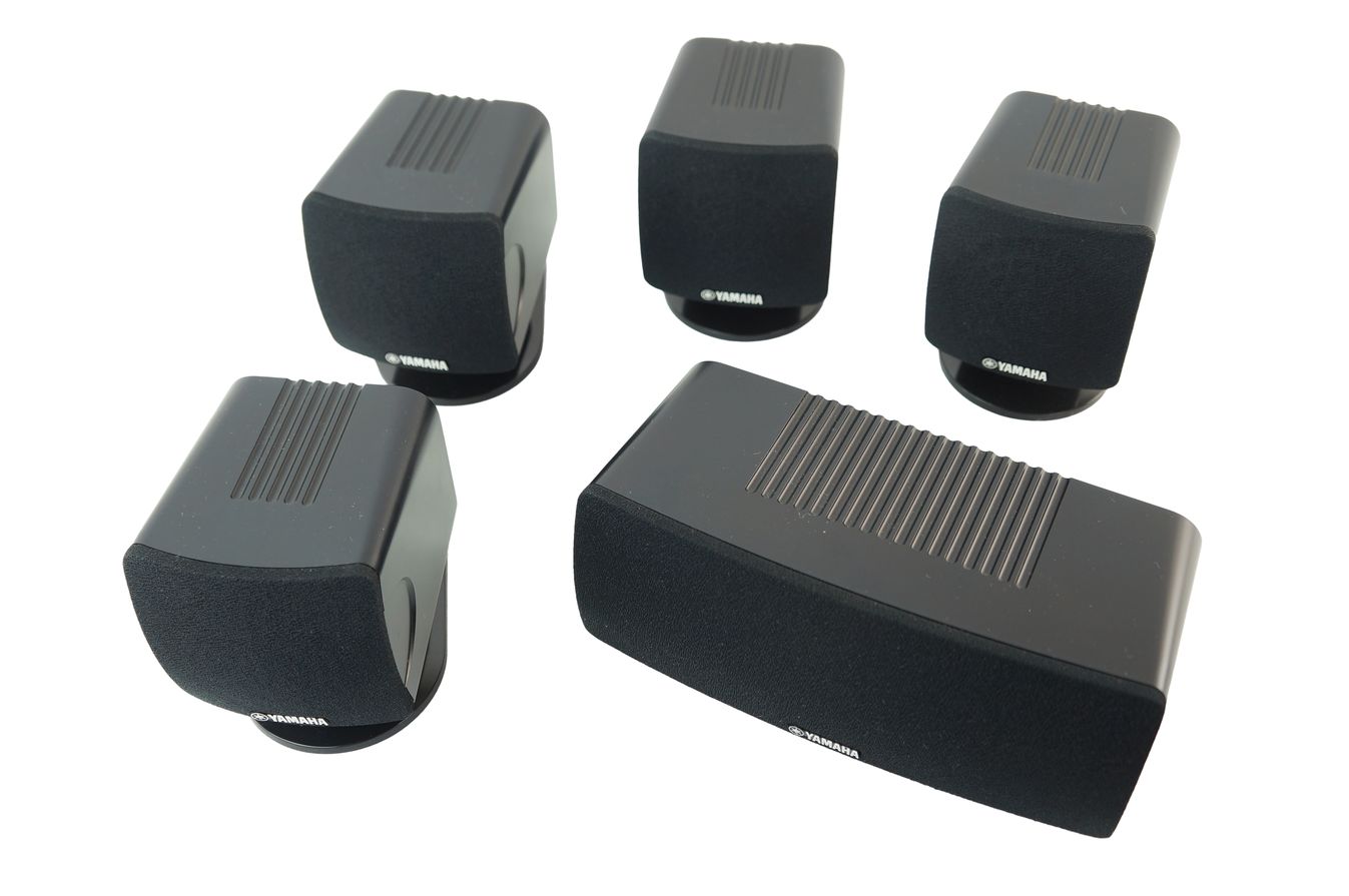 5x_Yamaha_NS-C385_NS-B285_Lautsprecher_Boxen_Schwarz_mit_Kabeln_07