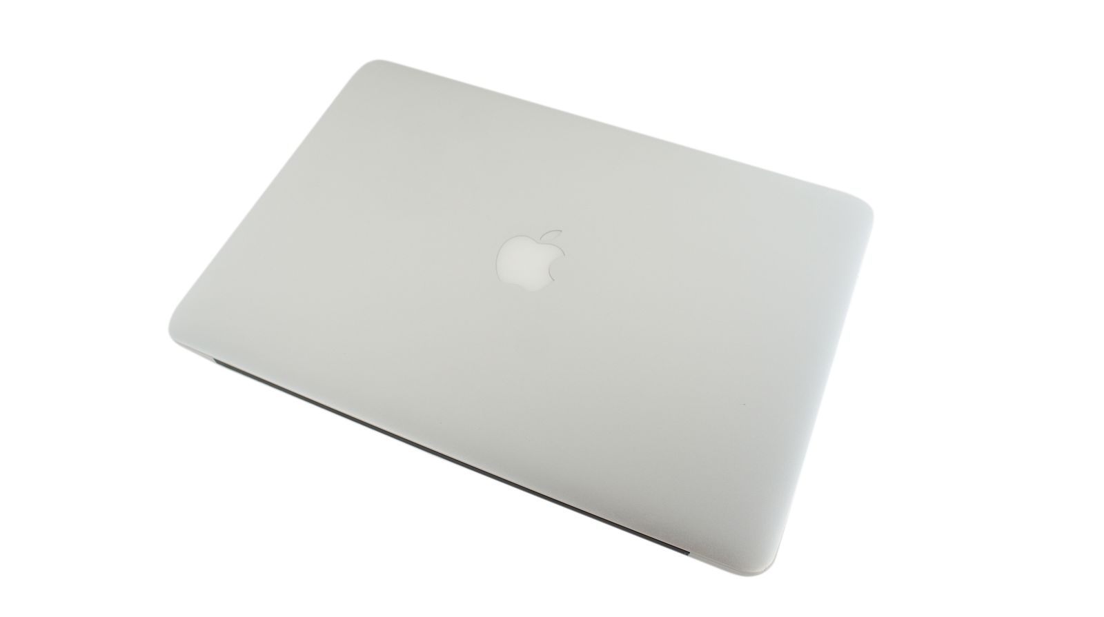 Apple_MacBook_Pro_15_Mitte_2015_Retina_22_GHz_Quad-Core_i7_16GB_250_SSD_07_result