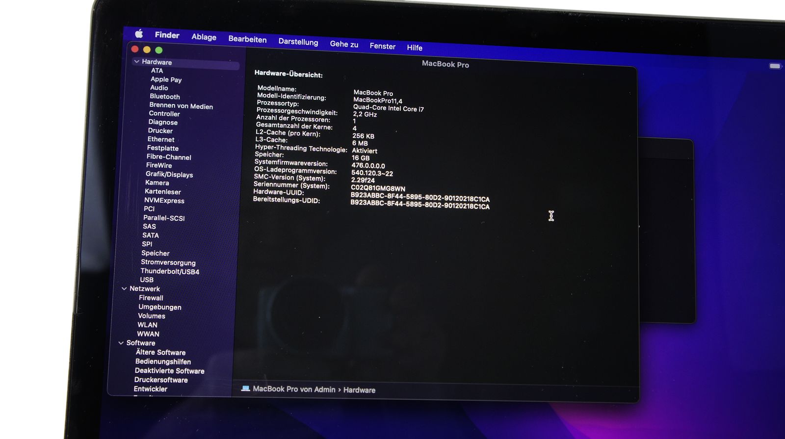 Apple_MacBook_Pro_15_Mitte_2015_Retina_22_GHz_Quad-Core_i7_16GB_250_SSD_08_result
