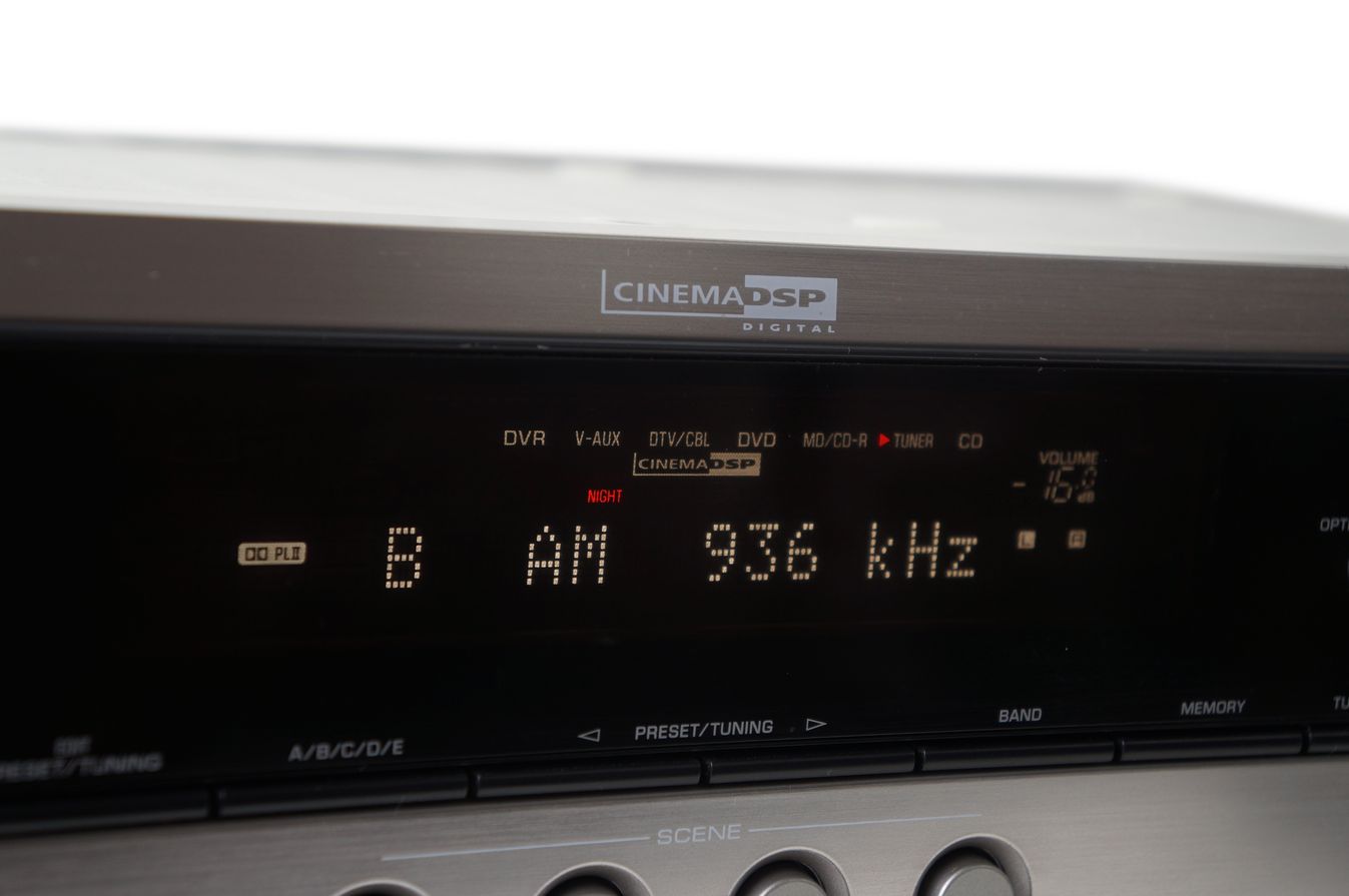 Yamaha_RX-V365_HDMI_5.1_AV_Receiver_Silber_04