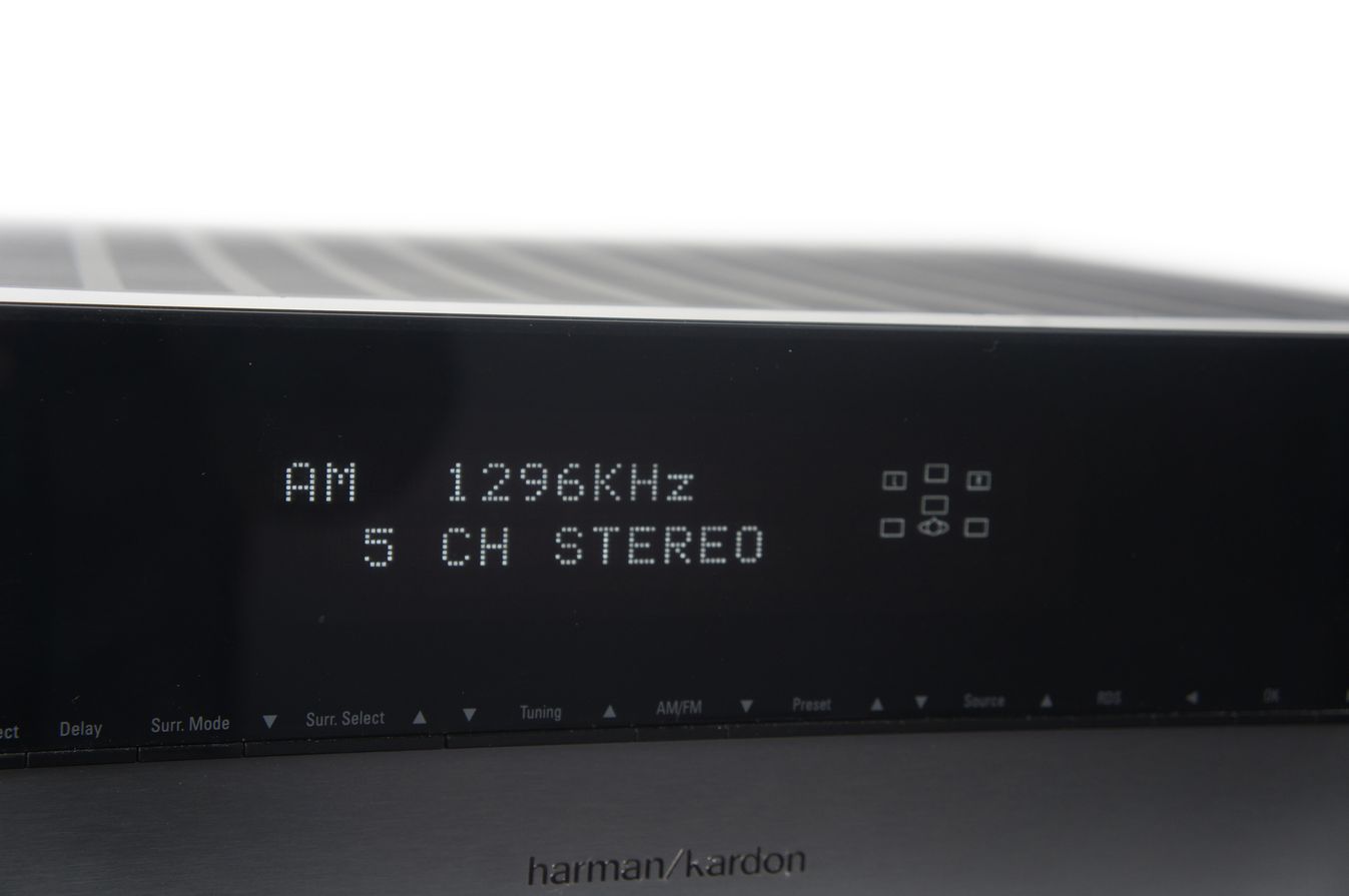Harman_Kardon_AVR_155_Dolby_7.1_Channel_HDMI_Verstarker_02