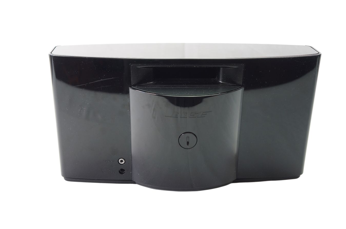 Bose_SoundDock_Portable_Digital_Music_System_06_result