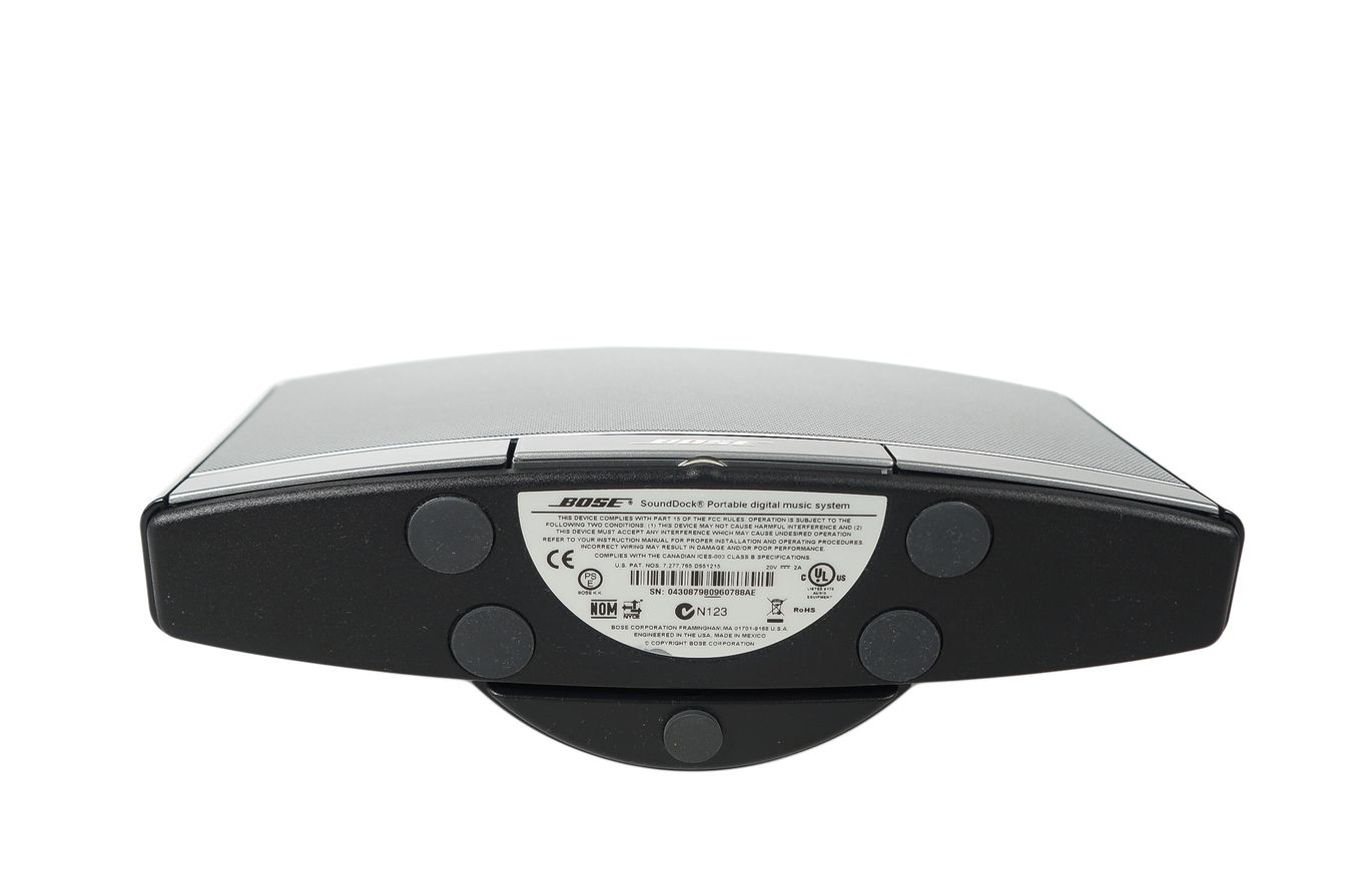 Bose_SoundDock_Portable_Digital_Music_System_10_result