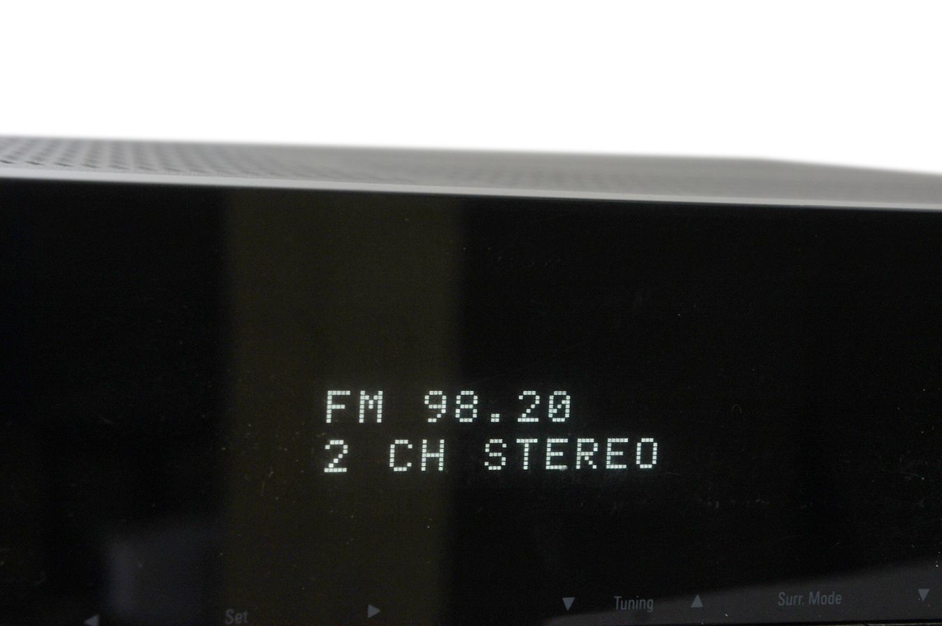 Harman_Kardon_AVR_171_7.2_A-V_Receiver_Schwarz
